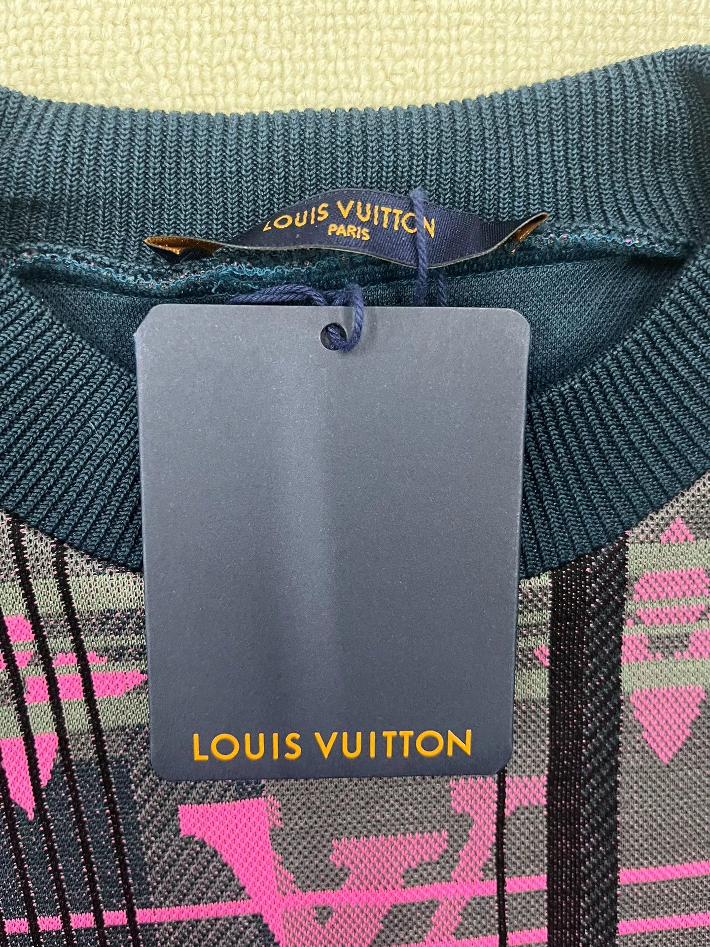 Louis Vuitton louis vuitton printed long sleeve sweatshirt Size XS / US 0-2 / IT 36-38 - 3 Thumbnail