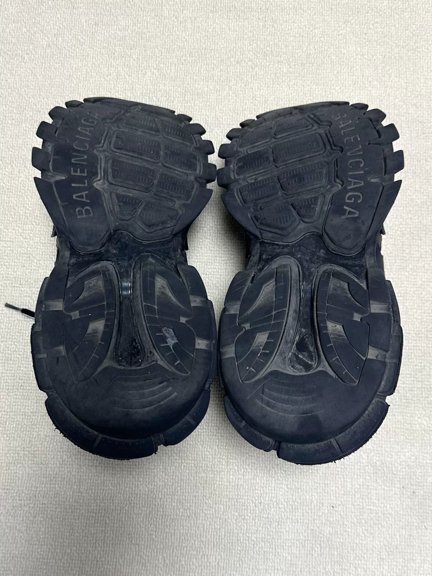 Balenciaga balenciaga low-top nylon sneakers in black Size US 7 / EU 40 - 4 Thumbnail