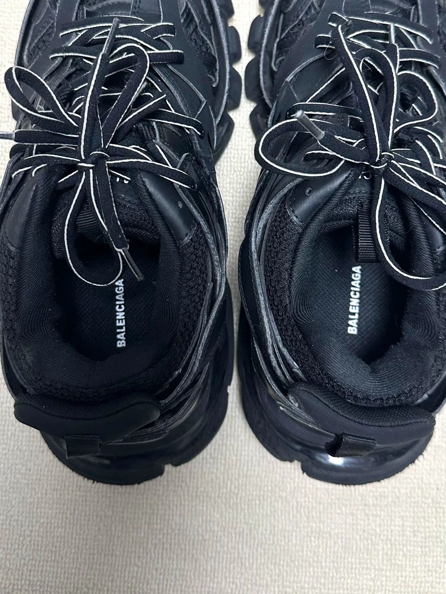 Balenciaga balenciaga low-top nylon sneakers in black Size US 7 / EU 40 - 6 Thumbnail
