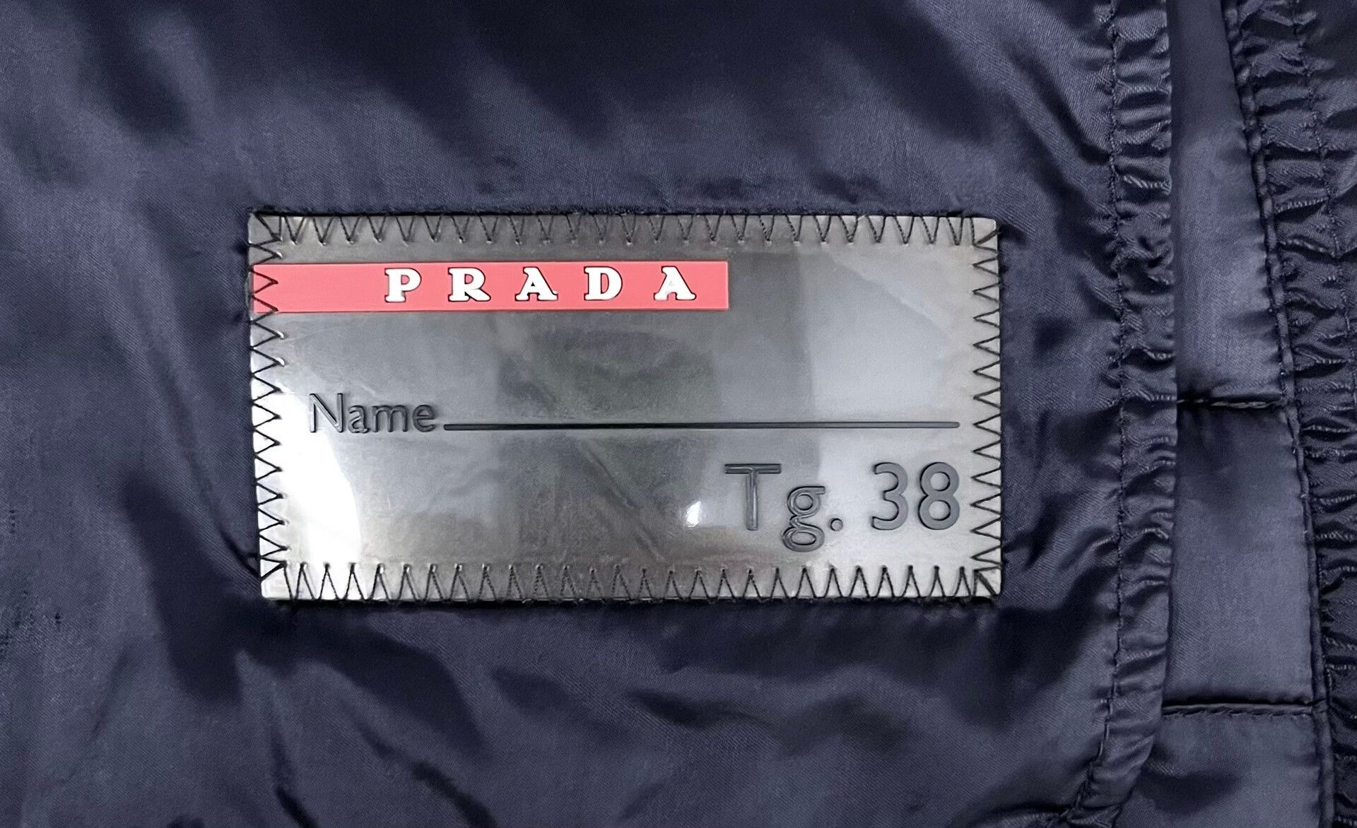 Prada prada black short puffer jacket with logo Size US M / EU 48-50 / 2 - 4 Thumbnail