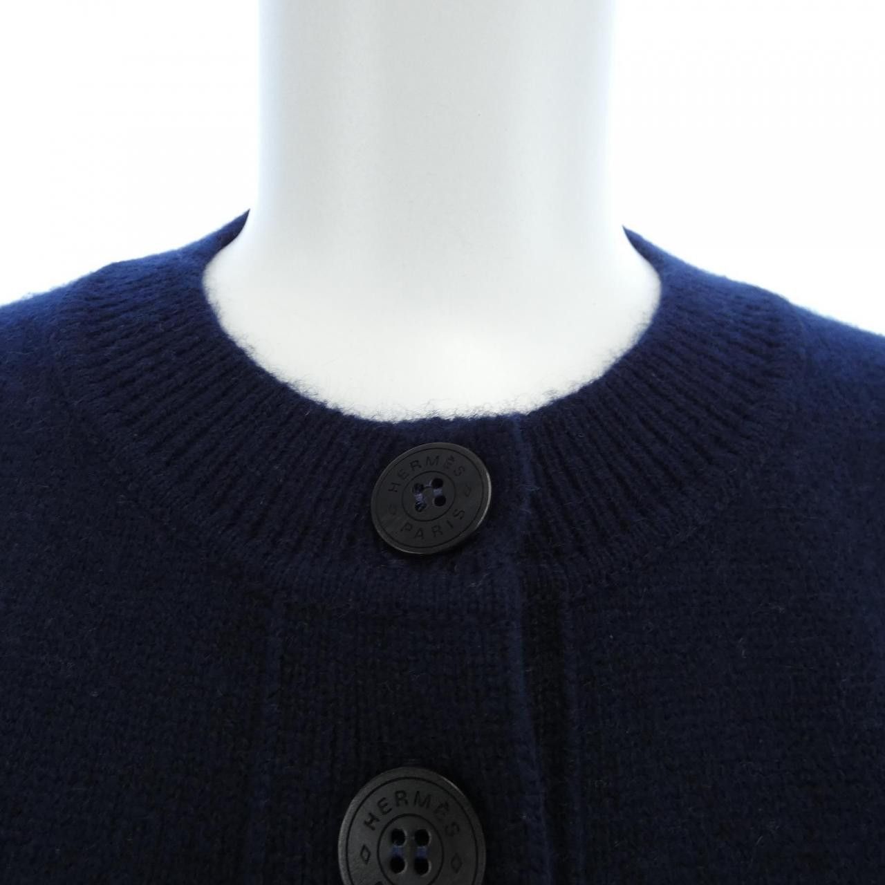 Hermes Hermes Hermès BRIDES DE GALA TARTAN34 Cashmere Cardigan Others Tops DUTY FREE for USA Size ONE SIZE - 5 Thumbnail