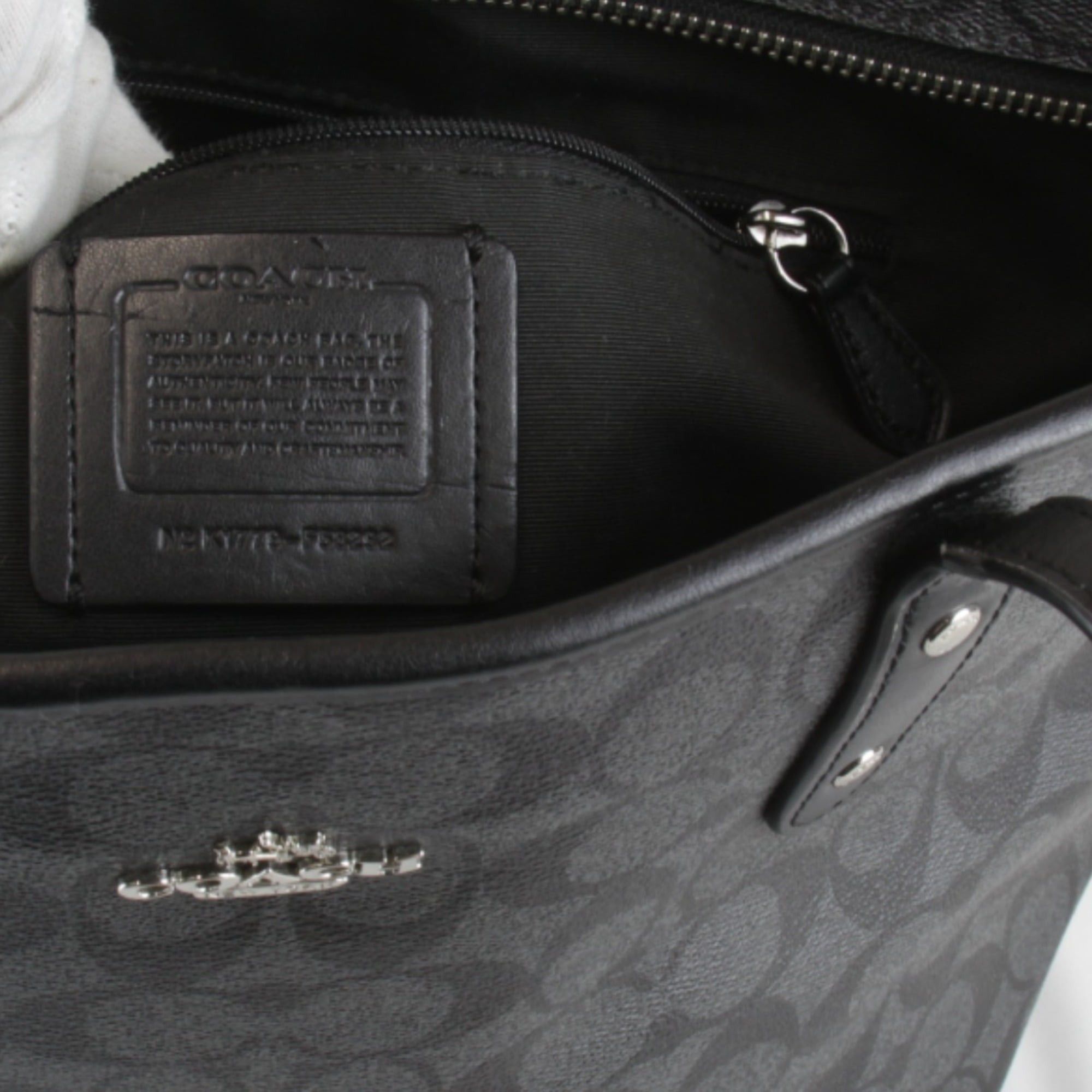 Coach COACH Signature F58292 Tote Bag in Black Leather for Women Size ONE SIZE - 12 Thumbnail