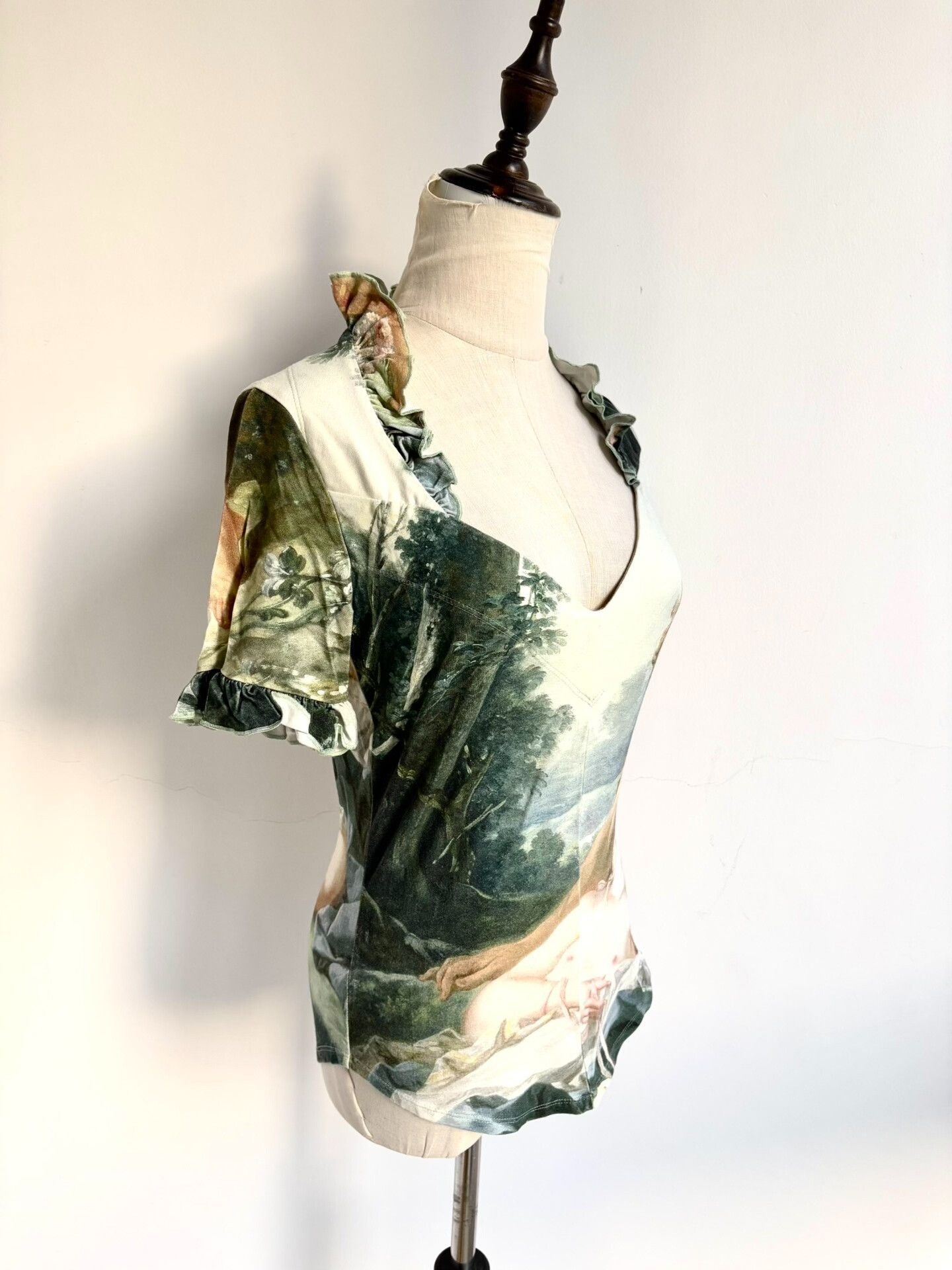 Vivienne Westwood vivienne westwood short sleeve oil painting top Size S / US 4 / IT 40 - 2 Thumbnail