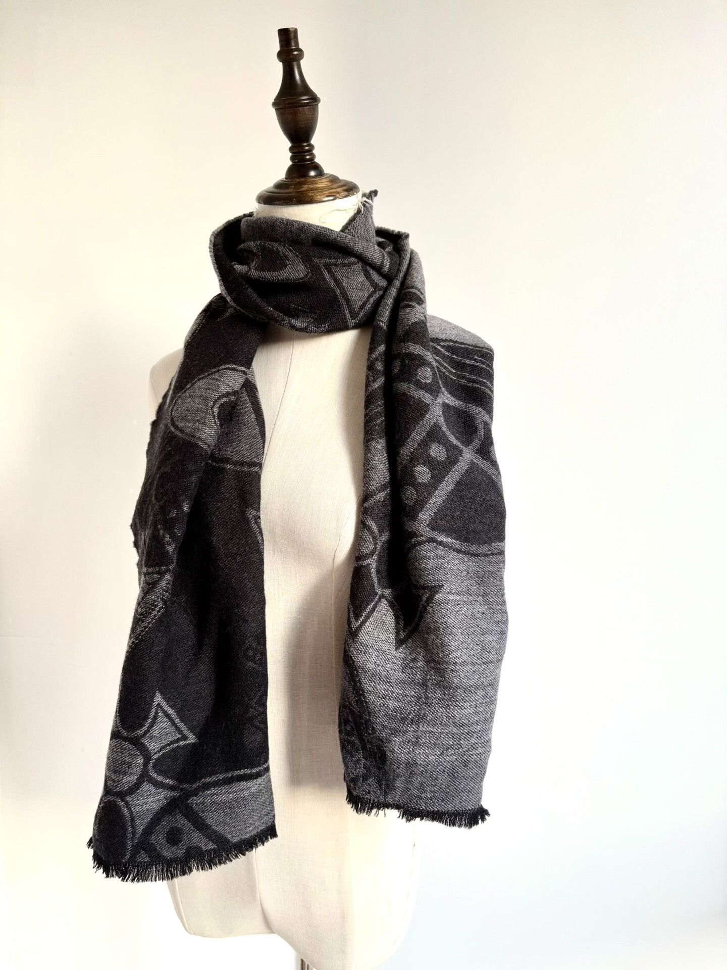 Vivienne Westwood vivienne westwood double-sided black scarf Size ONE SIZE - 4 Thumbnail