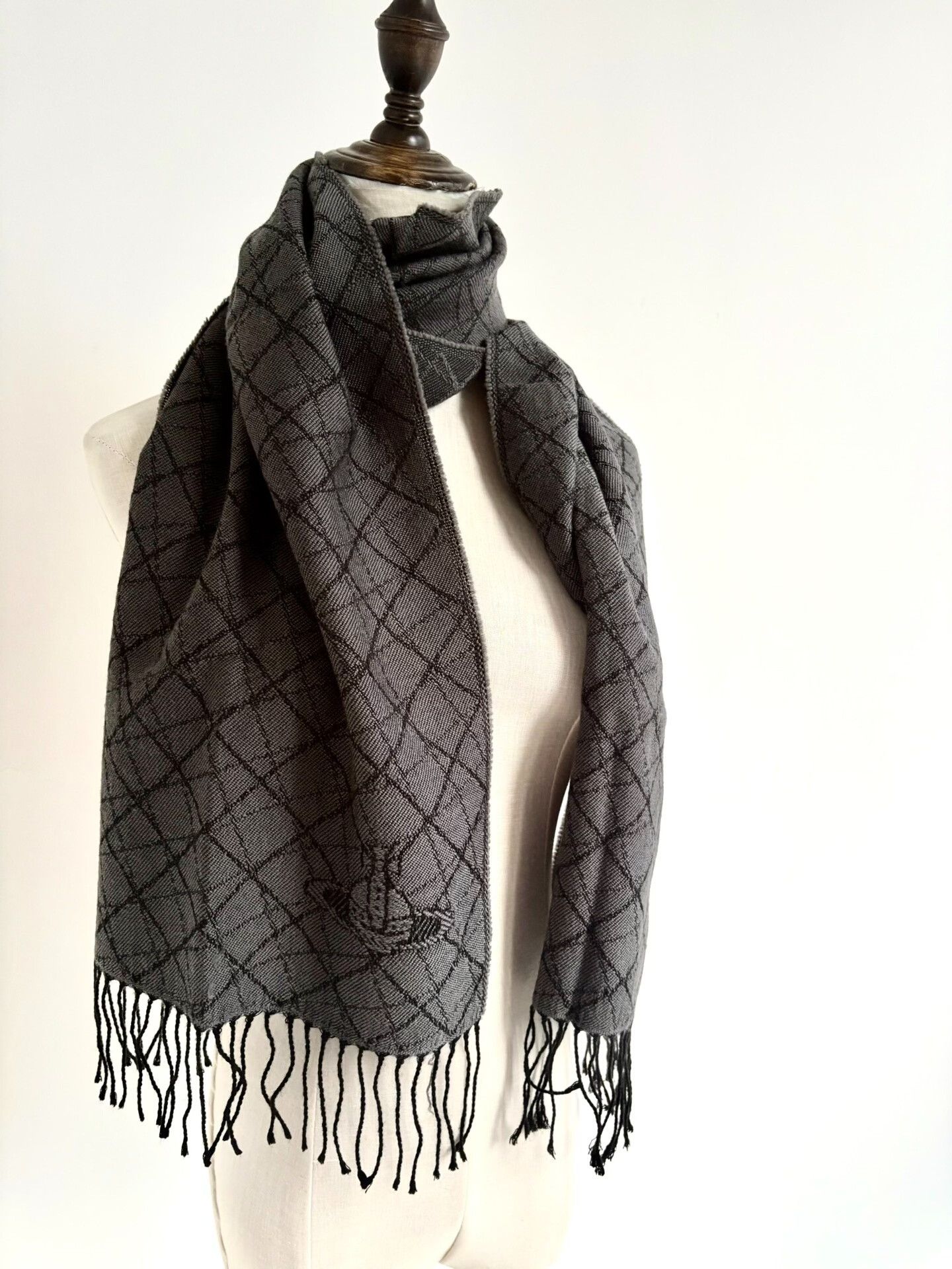 Vivienne Westwood vivienne westwood black gray diamond pattern scarf Size ONE SIZE - 4 Thumbnail