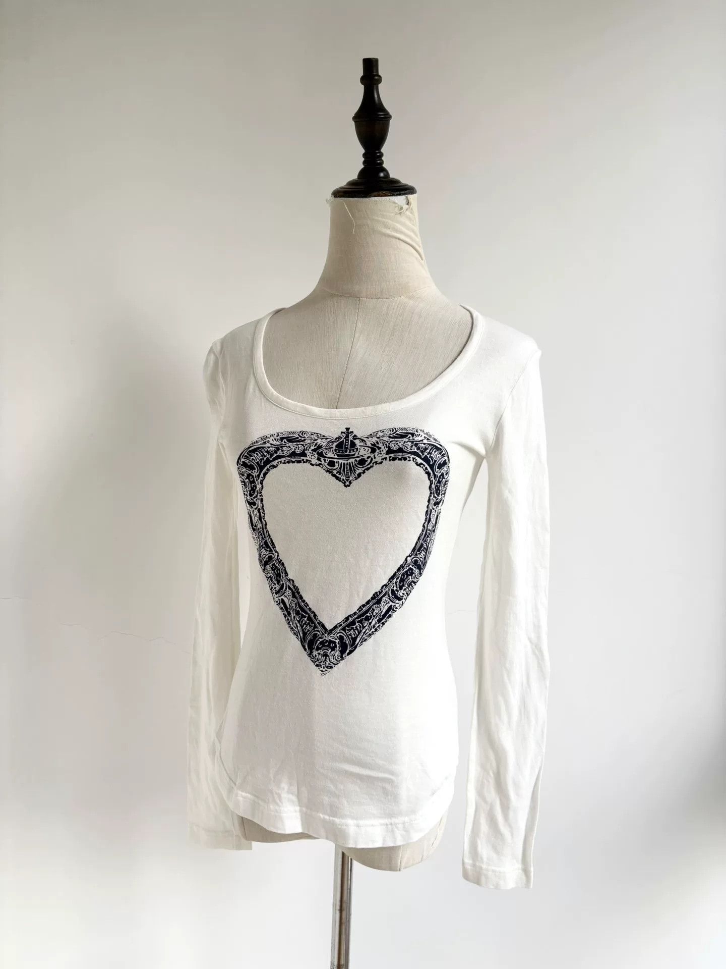 Vivienne Westwood vivienne westwood long sleeve heart top Size S / US 4 / IT 40 - 6 Thumbnail