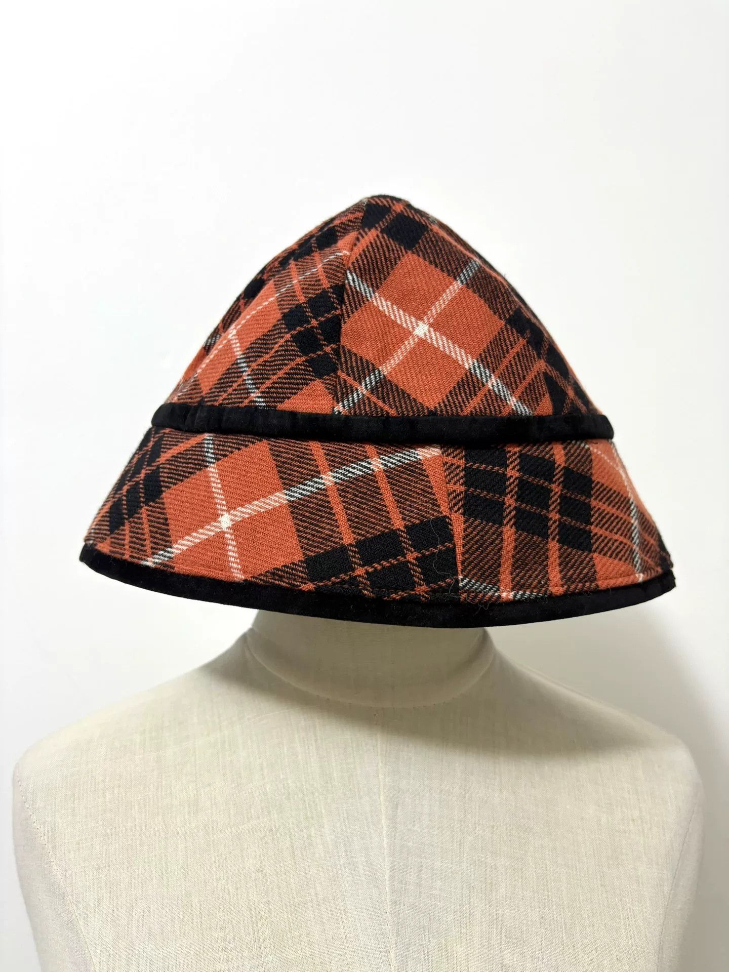 Vivienne Westwood vivienne westwood plaid orange fisherman's hat Size ONE SIZE - 2 Thumbnail