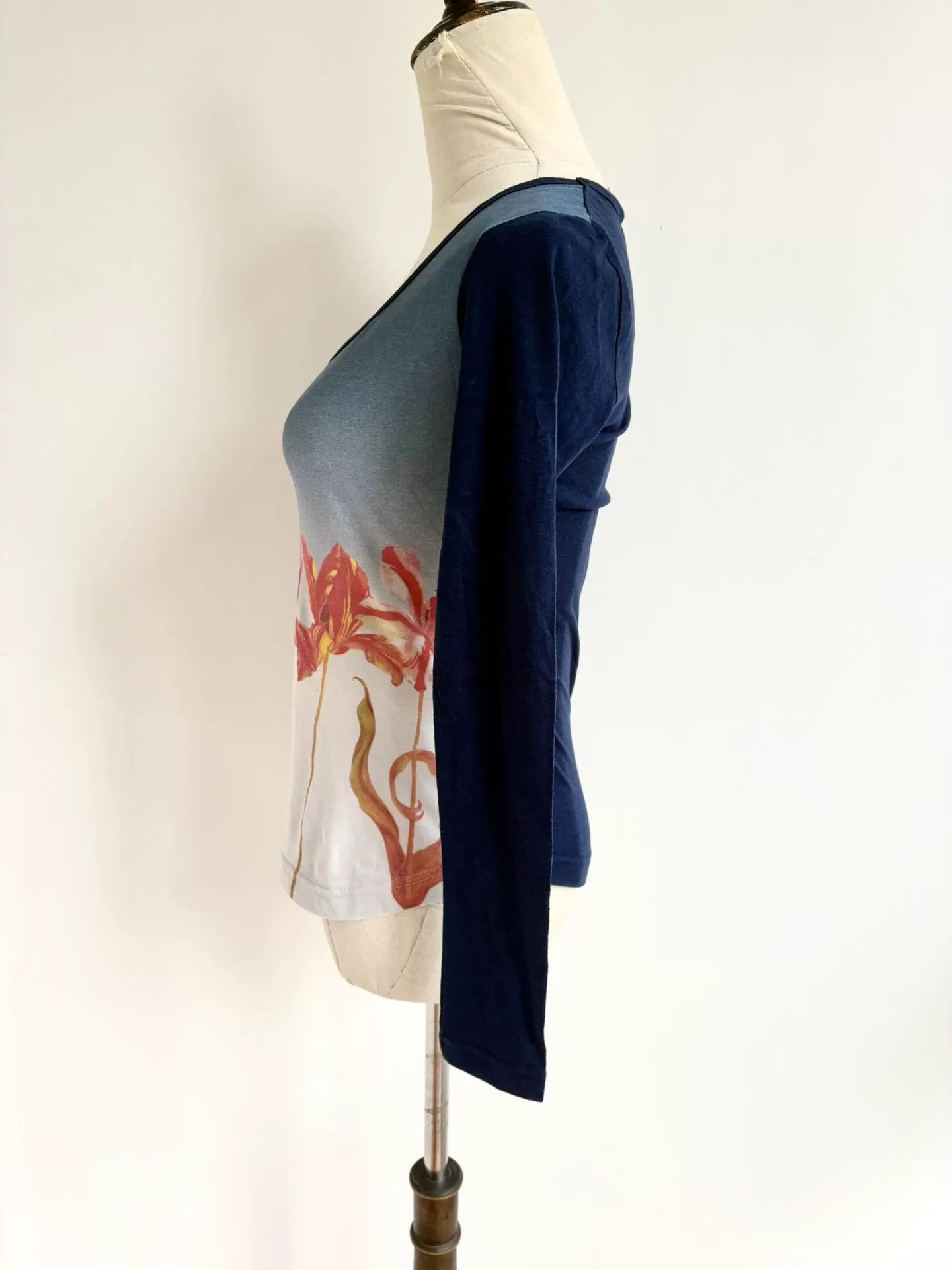 Vivienne Westwood vivienne westwood blue floral long sleeve top Size S / US 4 / IT 40 - 3 Thumbnail