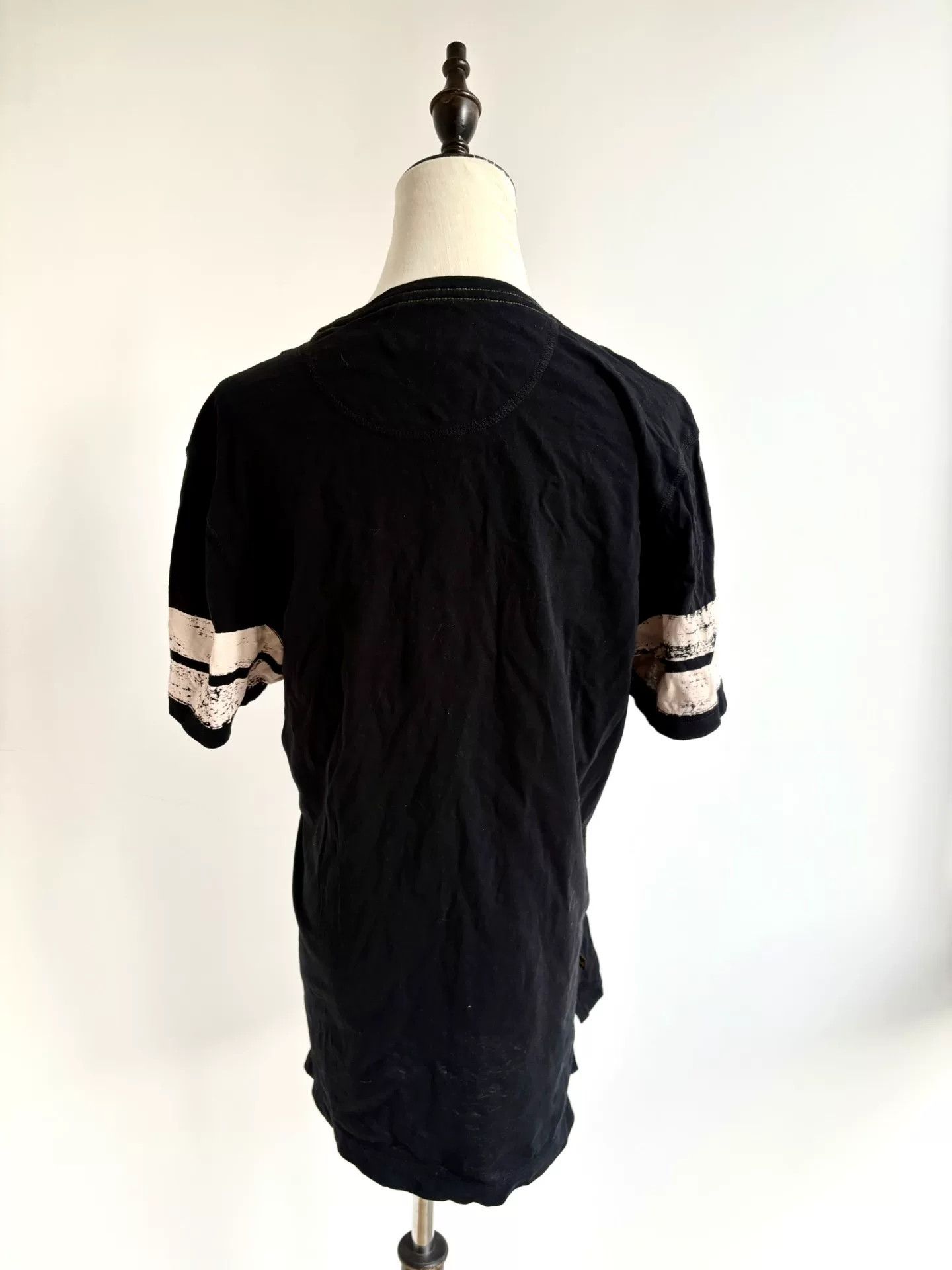 Vivienne Westwood vivienne westwood black striped skull t-shirt Size M / US 6-8 / IT 42-44 - 4 Thumbnail