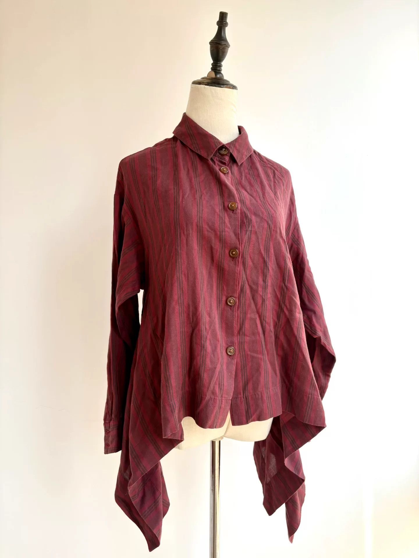 Vivienne Westwood vivienne westwood red striped asymmetrical shirt Size M / US 6-8 / IT 42-44 - 3 Thumbnail