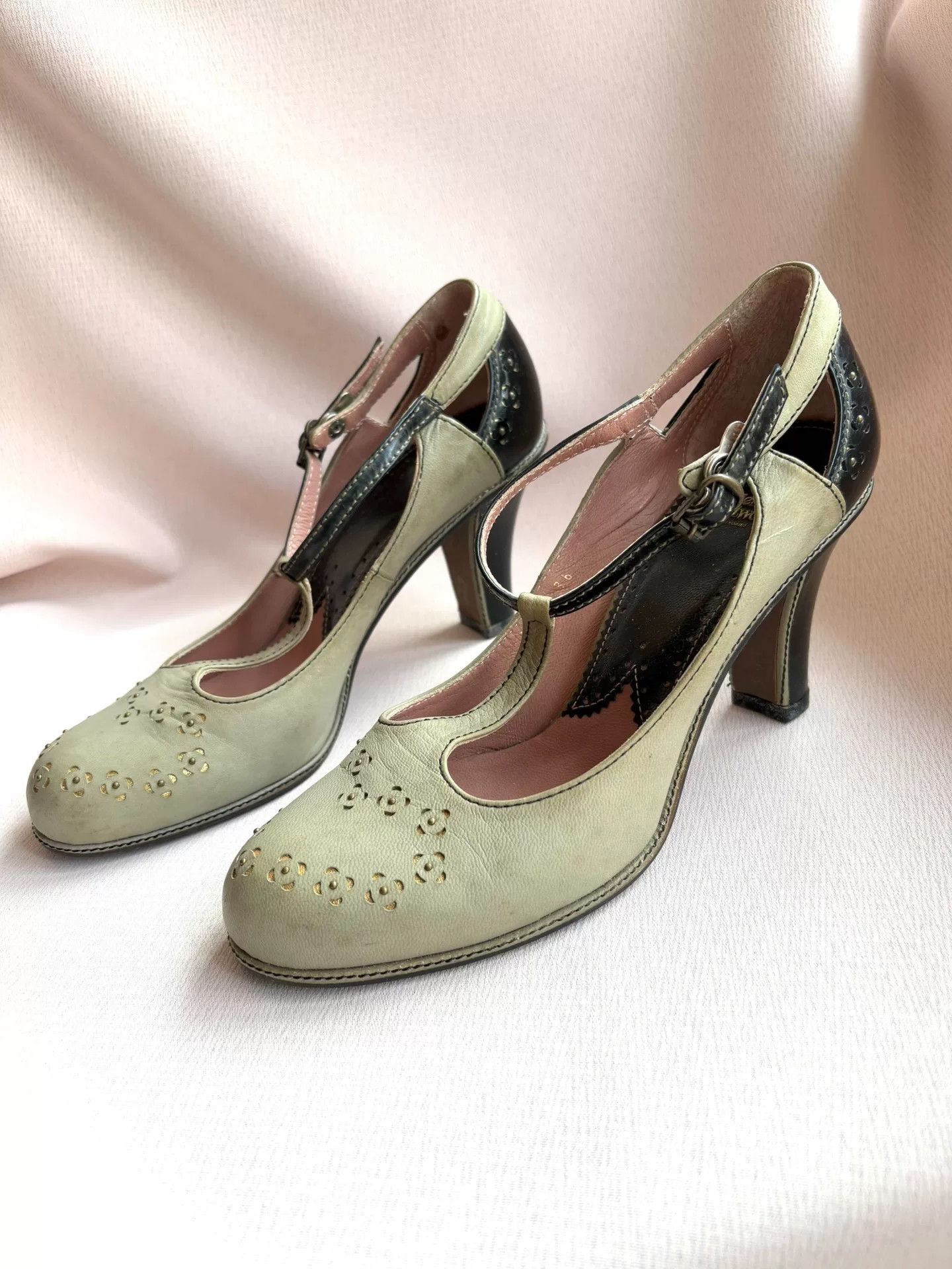 Vivienne Westwood vivienne westwood green heart high heels Size US 6 / IT 36 - 2 Thumbnail