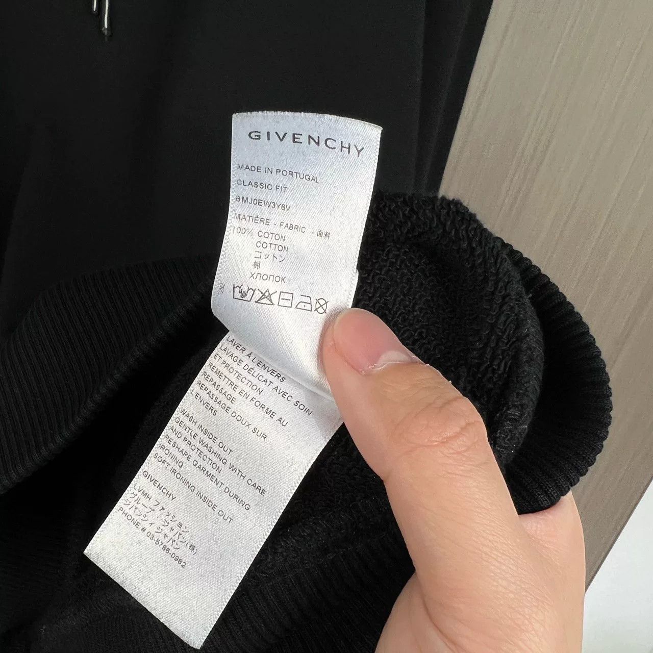 Givenchy Givenchy Black Sweatshirt with Embroidery Size US XL / EU 56 / 4 - 5 Thumbnail