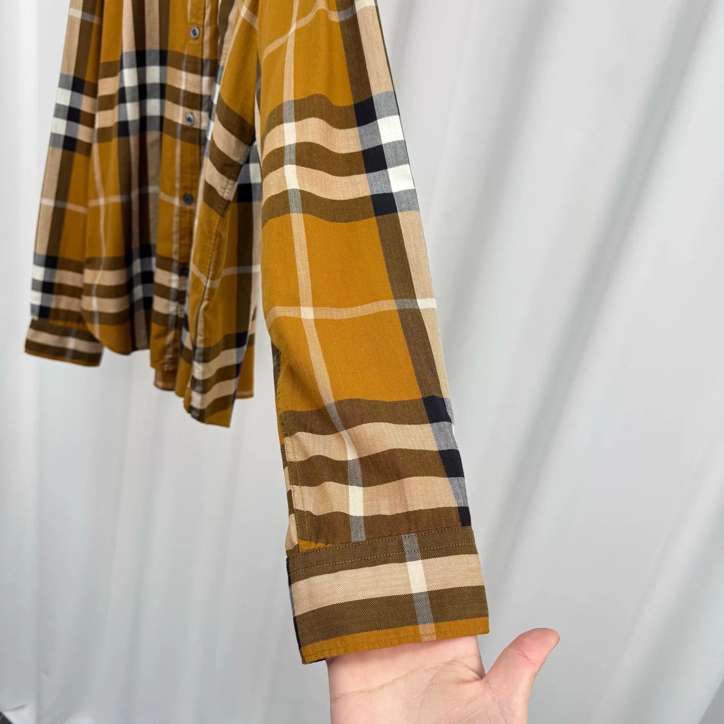 Burberry burberry classic check shirt in brown Size US XL / EU 56 / 4 - 4 Thumbnail