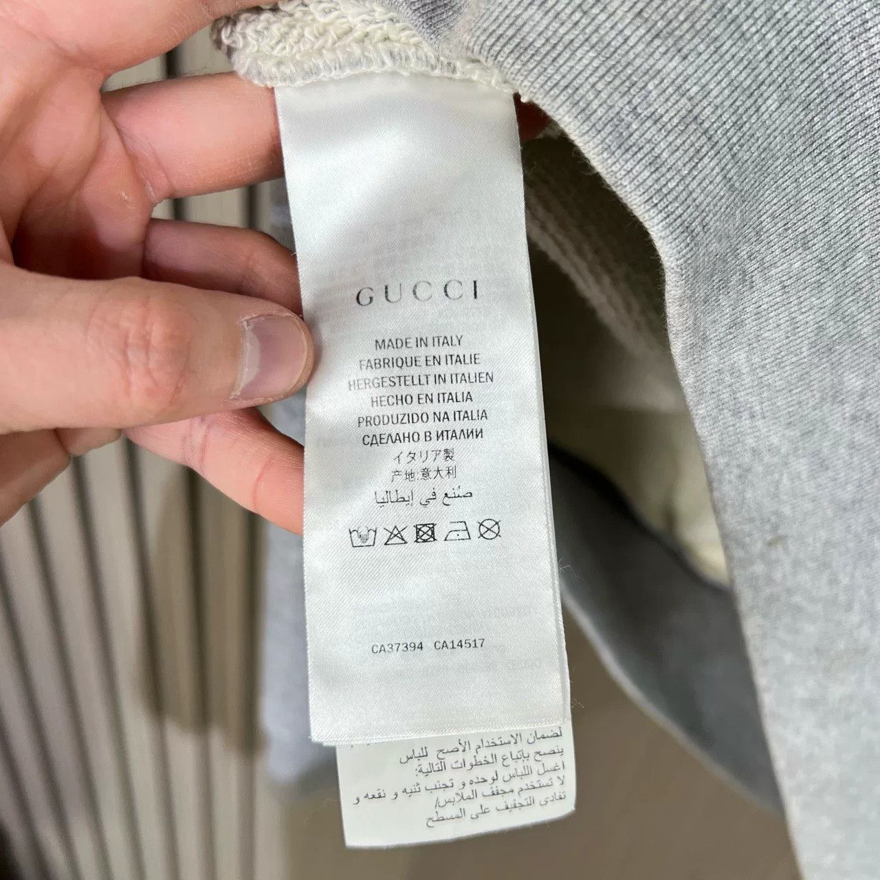 Gucci gucci embroidered grey sweatshirt with logo Size US L / EU 52-54 / 3 - 6 Thumbnail
