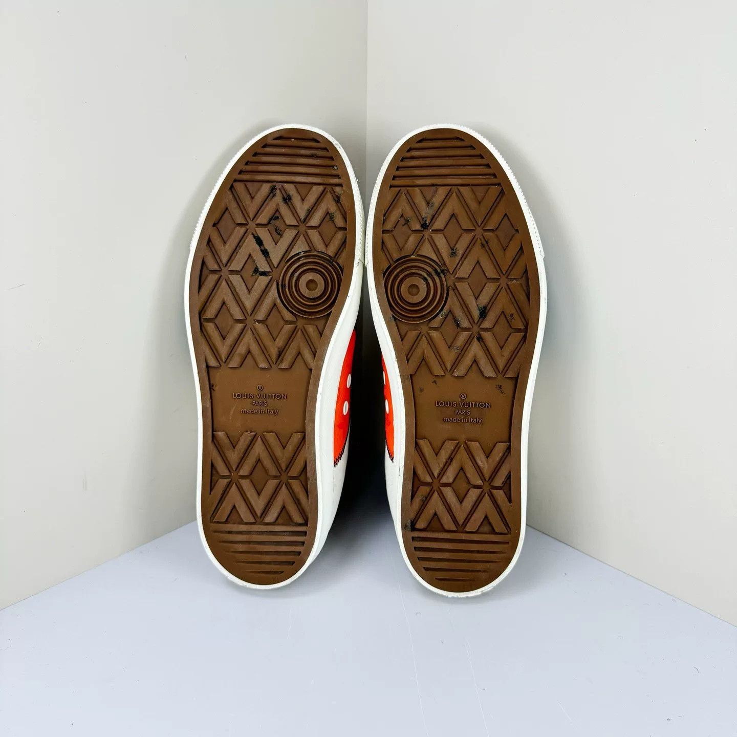 Louis Vuitton louis vuitton embroidered casual shoes size 7 Size US 7 / EU 40 - 6 Thumbnail