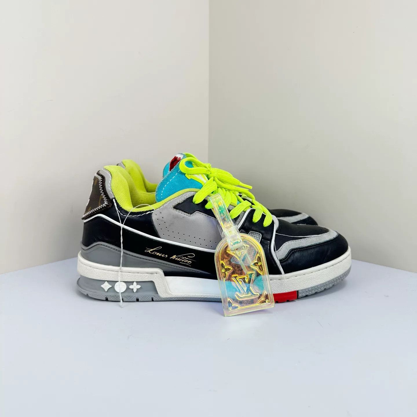 Louis Vuitton louis vuitton black trainer sneakers size 6.5 Size US 6.5 / EU 39-40 - 4 Thumbnail