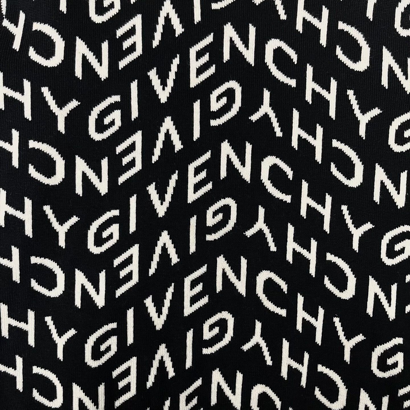 Givenchy black and white logo knit sweater Size US L / EU 52-54 / 3 - 3 Thumbnail