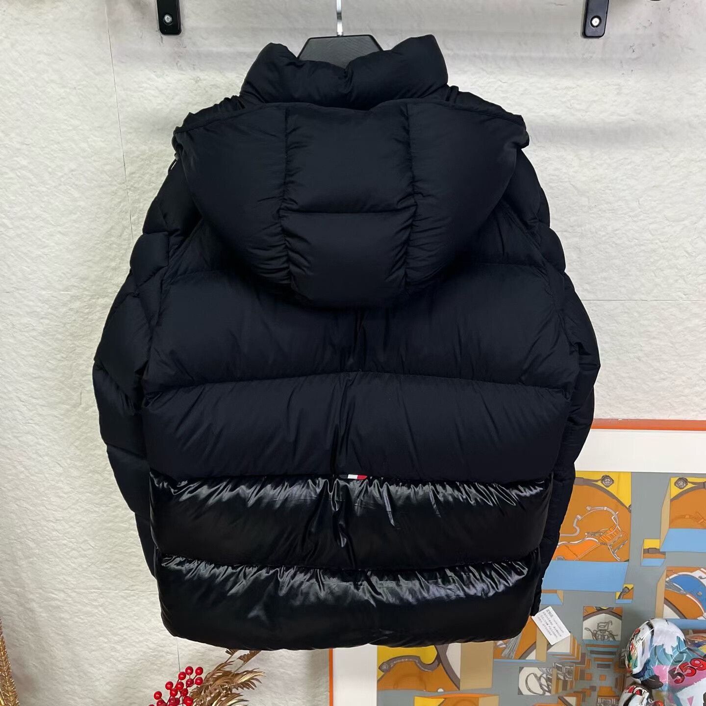 Moncler Moncler Black Sculpted Letter Down Jacket Size US L / EU 52-54 / 3 - 2 Thumbnail