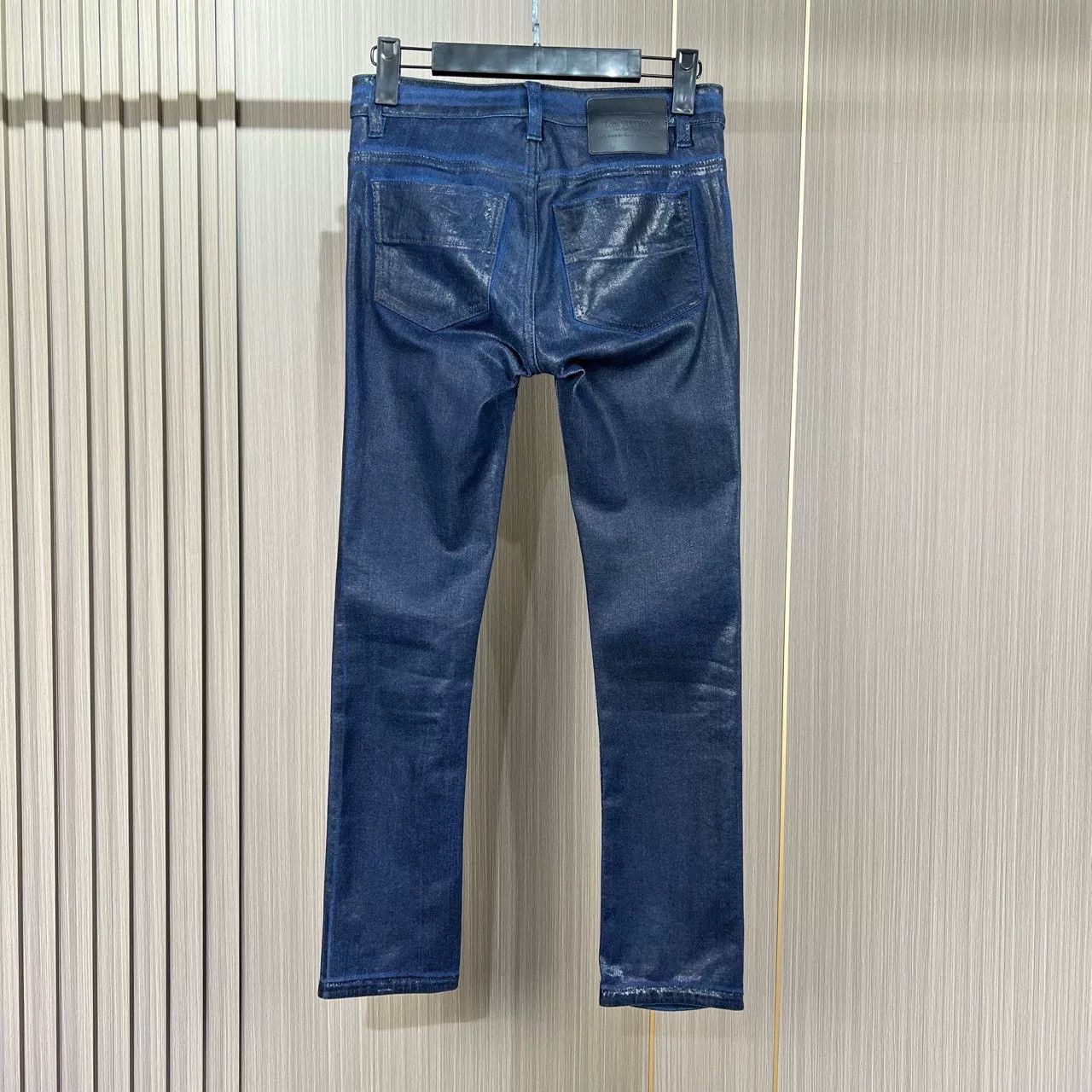 Louis Vuitton louis vuitton waxed denim long pants Size US 34 / EU 50 - 2 Thumbnail