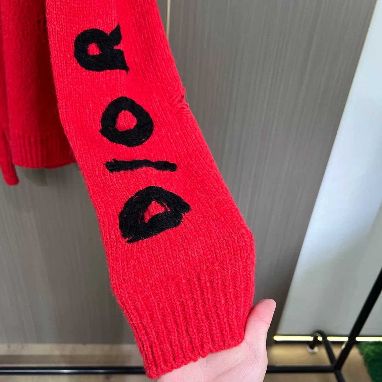 Dior dior dinosaur embroidery red sweater Size US L / EU 52-54 / 3 - 5 Thumbnail
