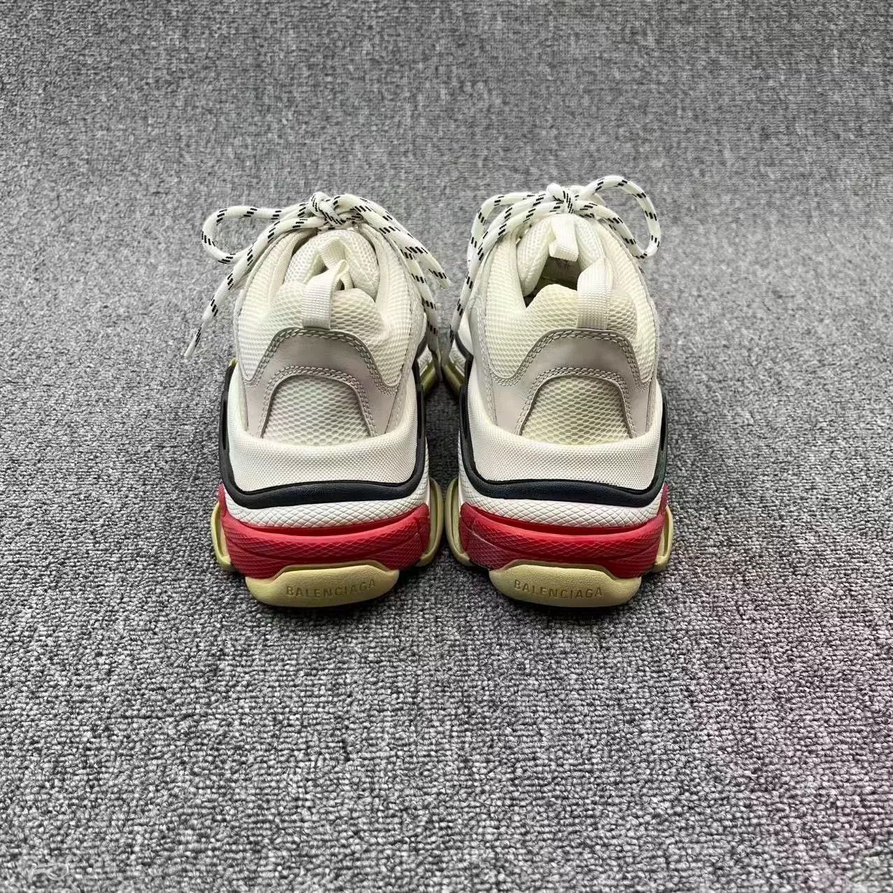 Balenciaga balenciaga triple s dad sneakers Size US 8 / EU 41 - 4 Thumbnail