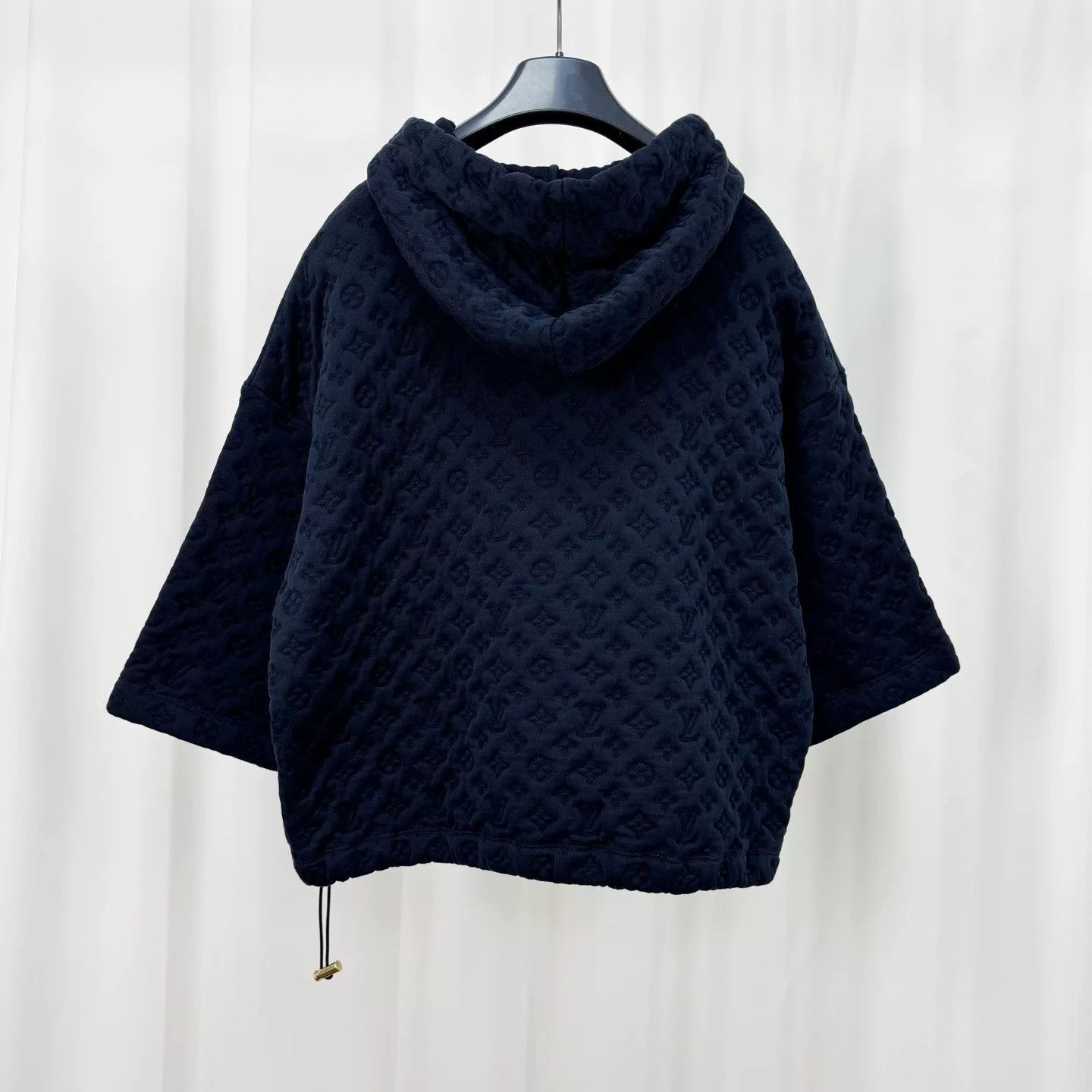 Louis Vuitton Louis Vuitton 3D Embossed Hoodie Sweatshirt Size S / US 4 / IT 40 - 2 Thumbnail