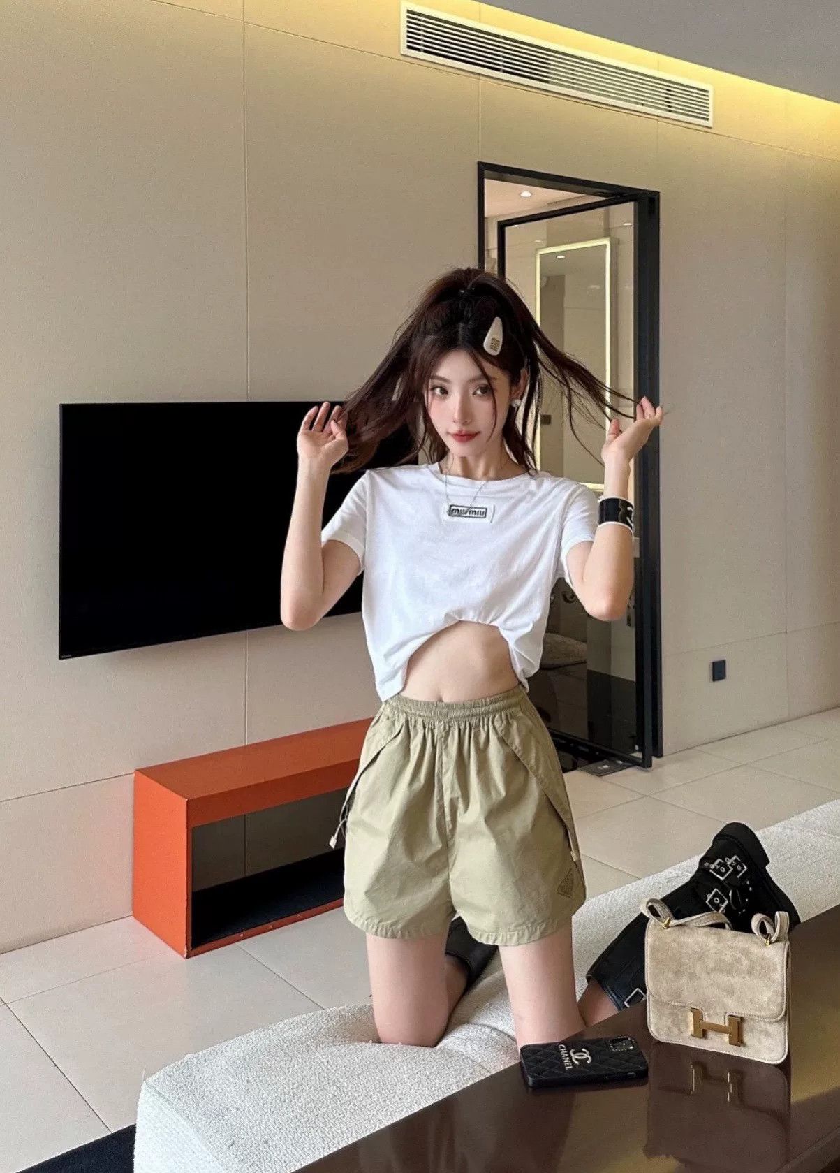 Miu Miu Miu Miu Short Sleeve Logo T-Shirt Size M / US 6-8 / IT 42-44 - 8 Thumbnail