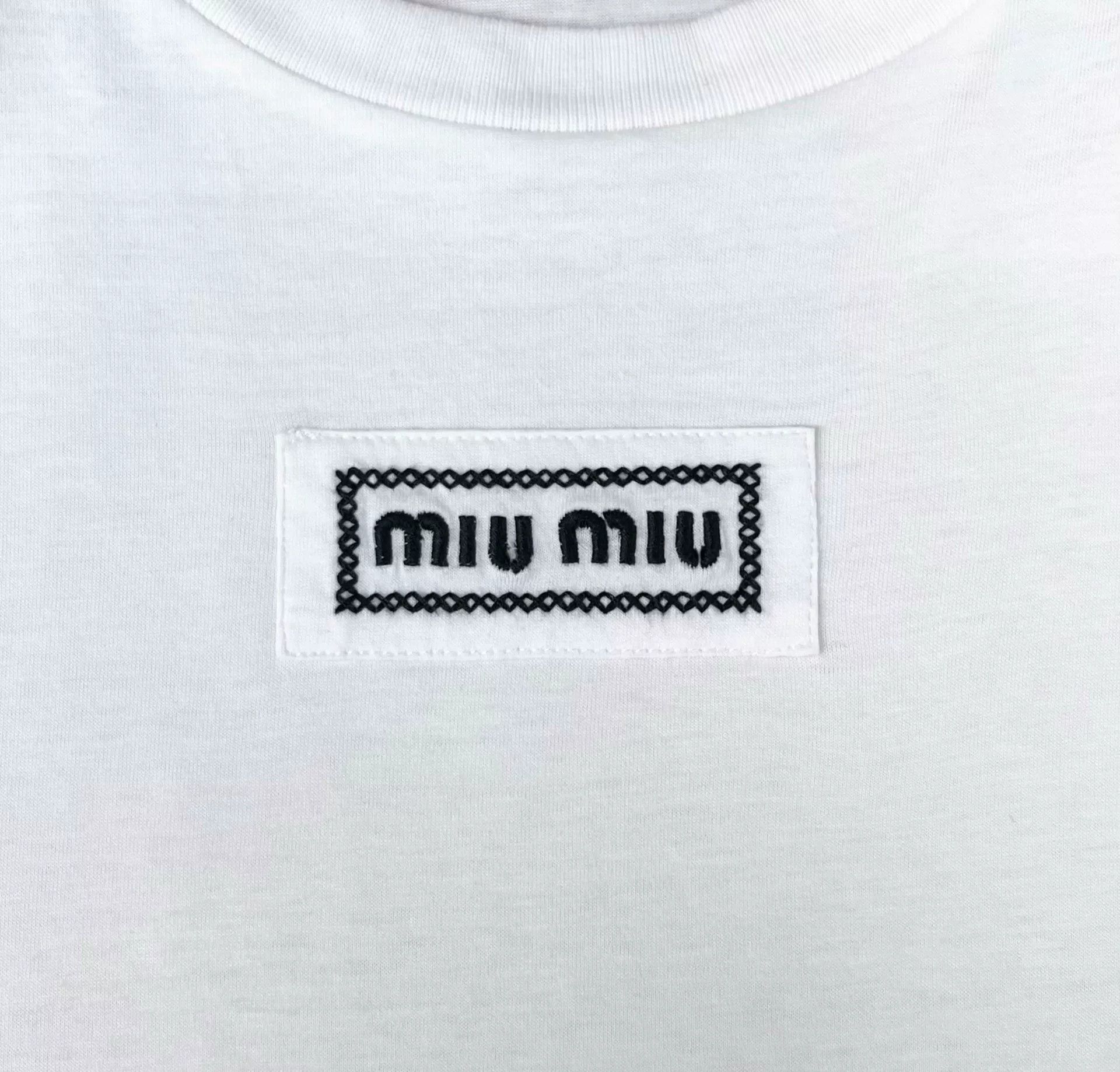 Miu Miu Miu Miu Short Sleeve Logo T-Shirt Size M / US 6-8 / IT 42-44 - 4 Thumbnail