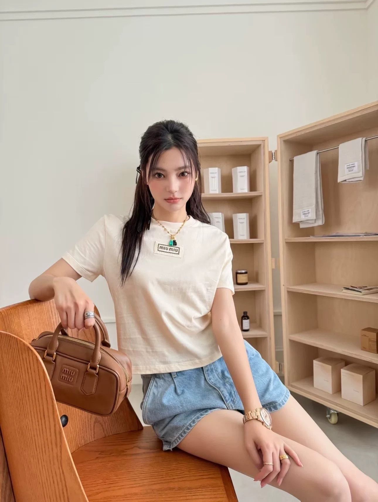 Miu Miu Miu Miu Short Sleeve Logo T-Shirt Size M / US 6-8 / IT 42-44 - 9 Thumbnail