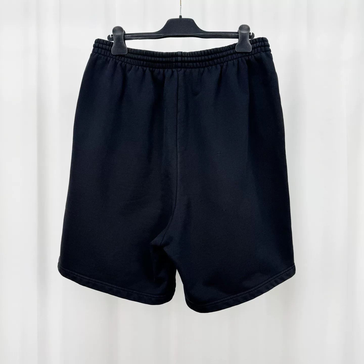Balenciaga Balenciaga Black Embroidered Letter Shorts Size US 26 / EU 42 - 2 Thumbnail
