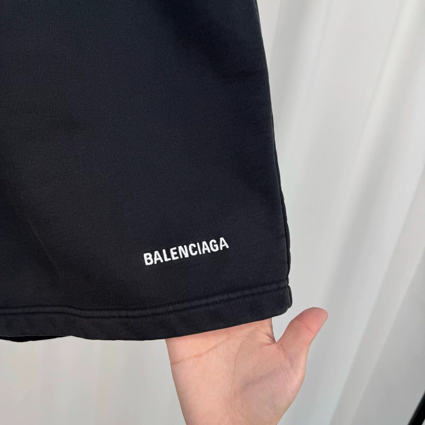 Balenciaga Balenciaga Black Embroidered Letter Shorts Size US 26 / EU 42 - 4 Thumbnail
