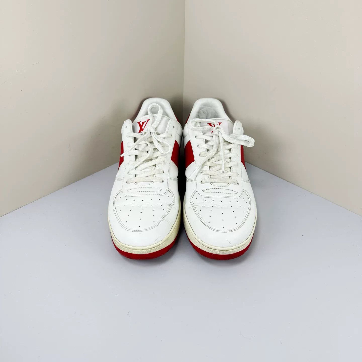 Louis Vuitton louis vuitton white red casual sneakers Size US 7 / EU 40 - 2 Thumbnail