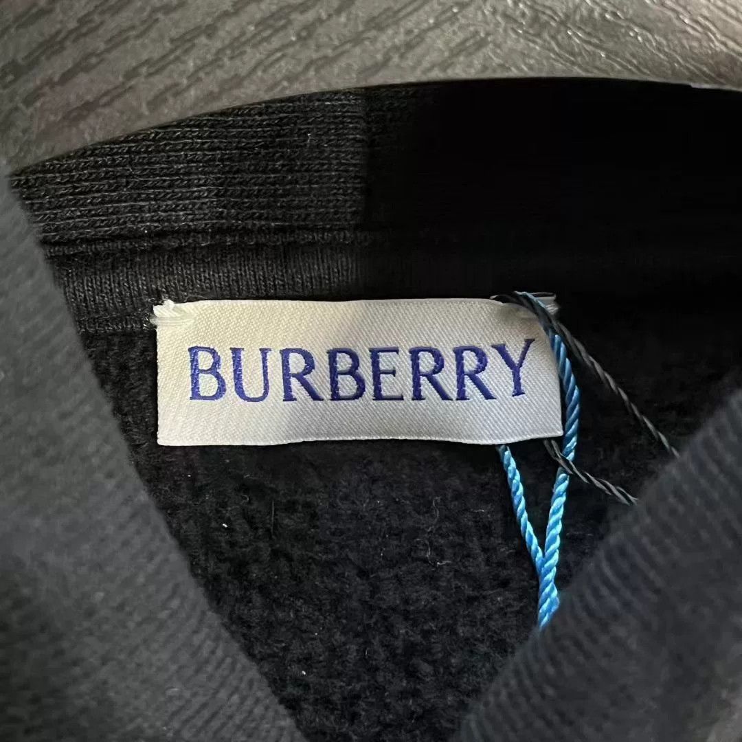 Burberry Burberry Knight Horse Hoodie in Black Size US S / EU 44-46 / 1 - 3 Thumbnail