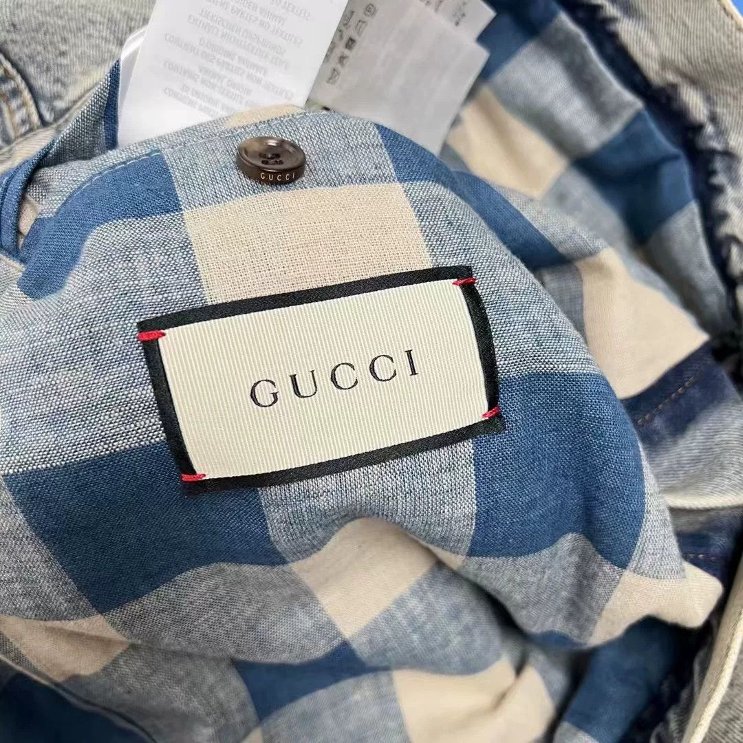 Gucci gucci embroidered denim jacket with skull design Size US L / EU 52-54 / 3 - 6 Thumbnail