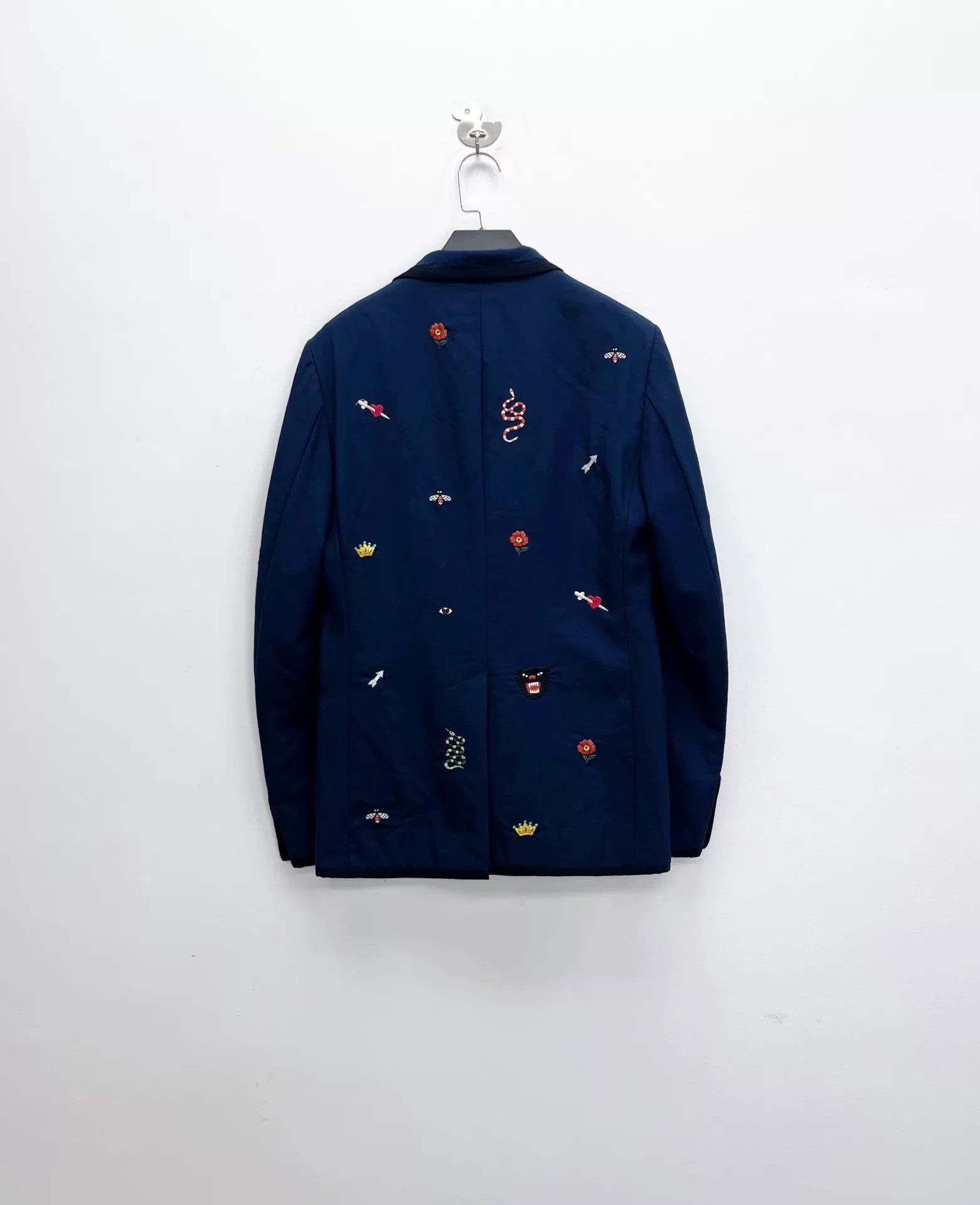Gucci gucci navy embroidered logo suit jacket Size US M / EU 48-50 / 2 - 2 Thumbnail