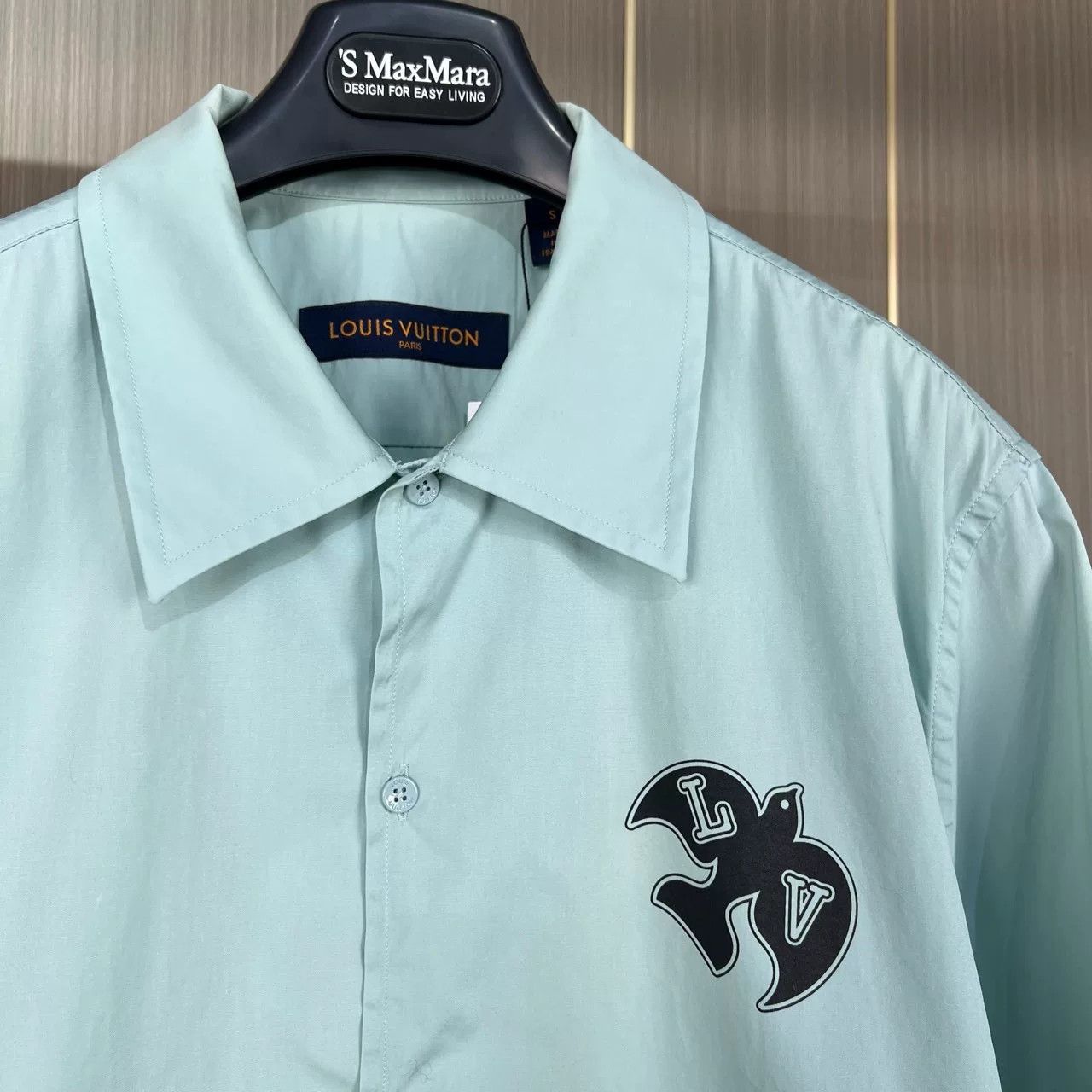 Louis Vuitton mint green short sleeve shirt by Louis Vuitton Size US S / EU 44-46 / 1 - 3 Thumbnail