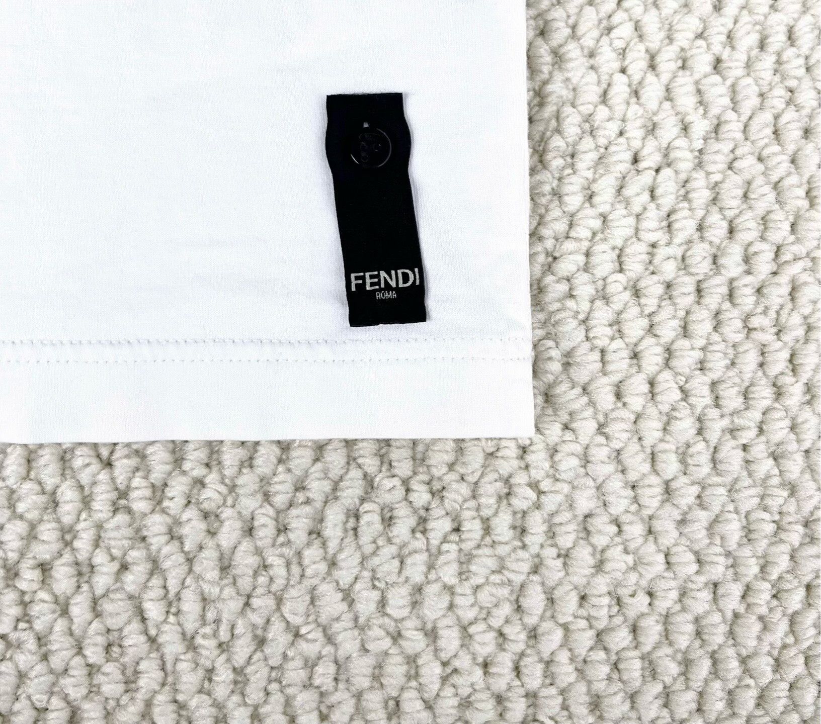 Fendi Fendi Beige Long Sleeve Logo T-Shirt Size S / US 4 / IT 40 - 5 Thumbnail