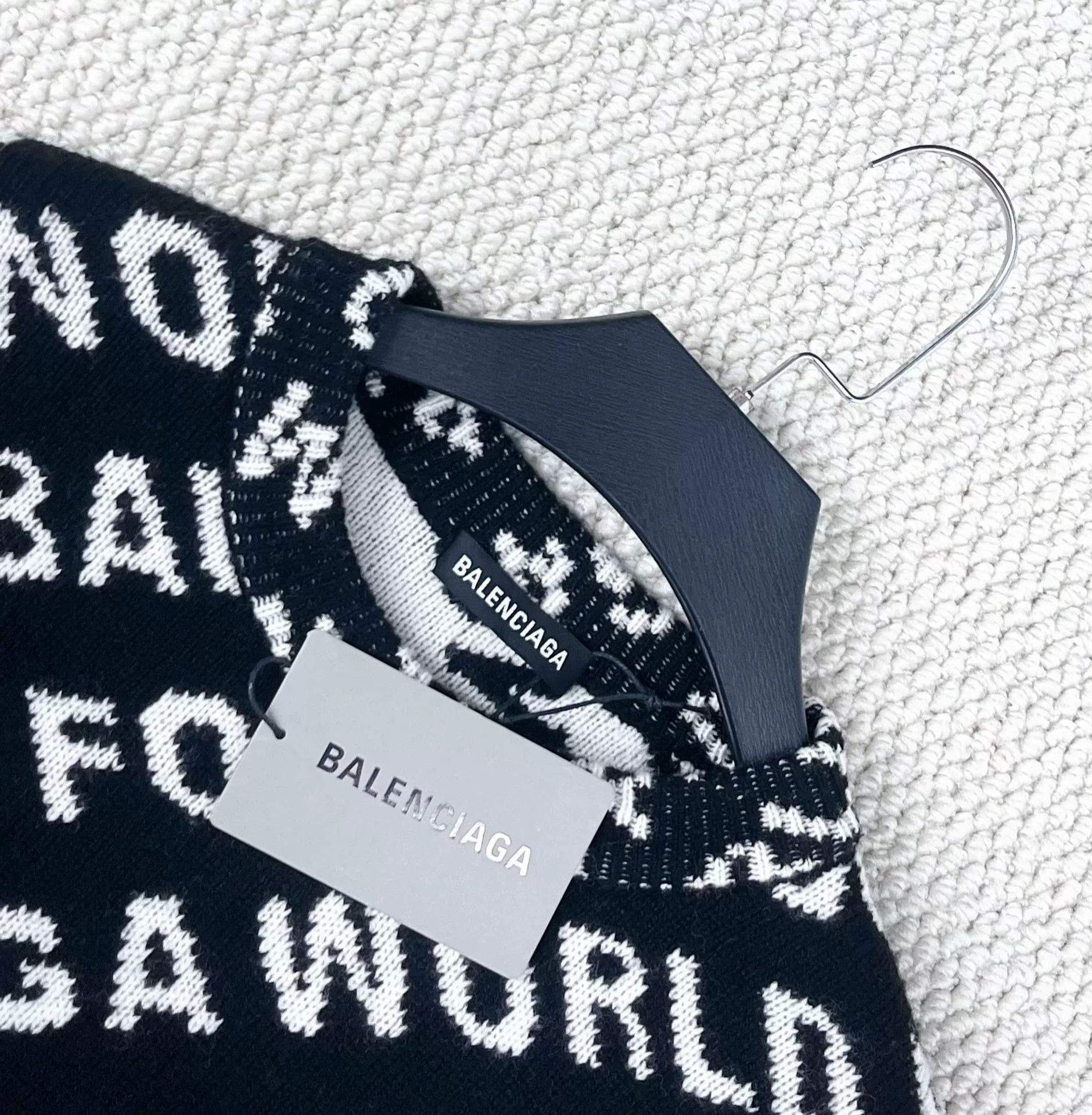 Balenciaga Balenciaga World Food Programme Knitted Sweater Size US M / EU 48-50 / 2 - 3 Thumbnail