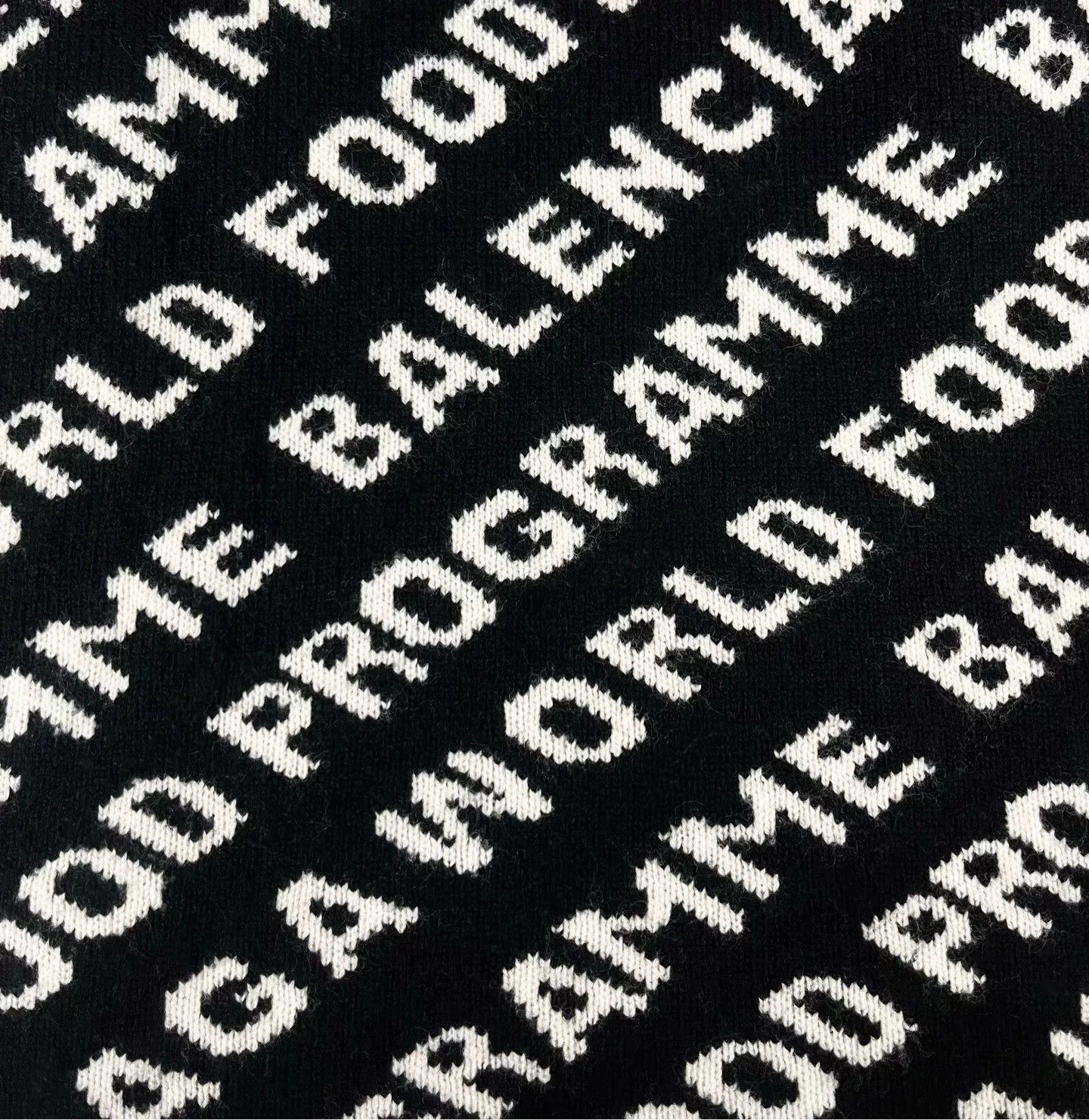 Balenciaga Balenciaga World Food Programme Knitted Sweater Size US M / EU 48-50 / 2 - 5 Thumbnail