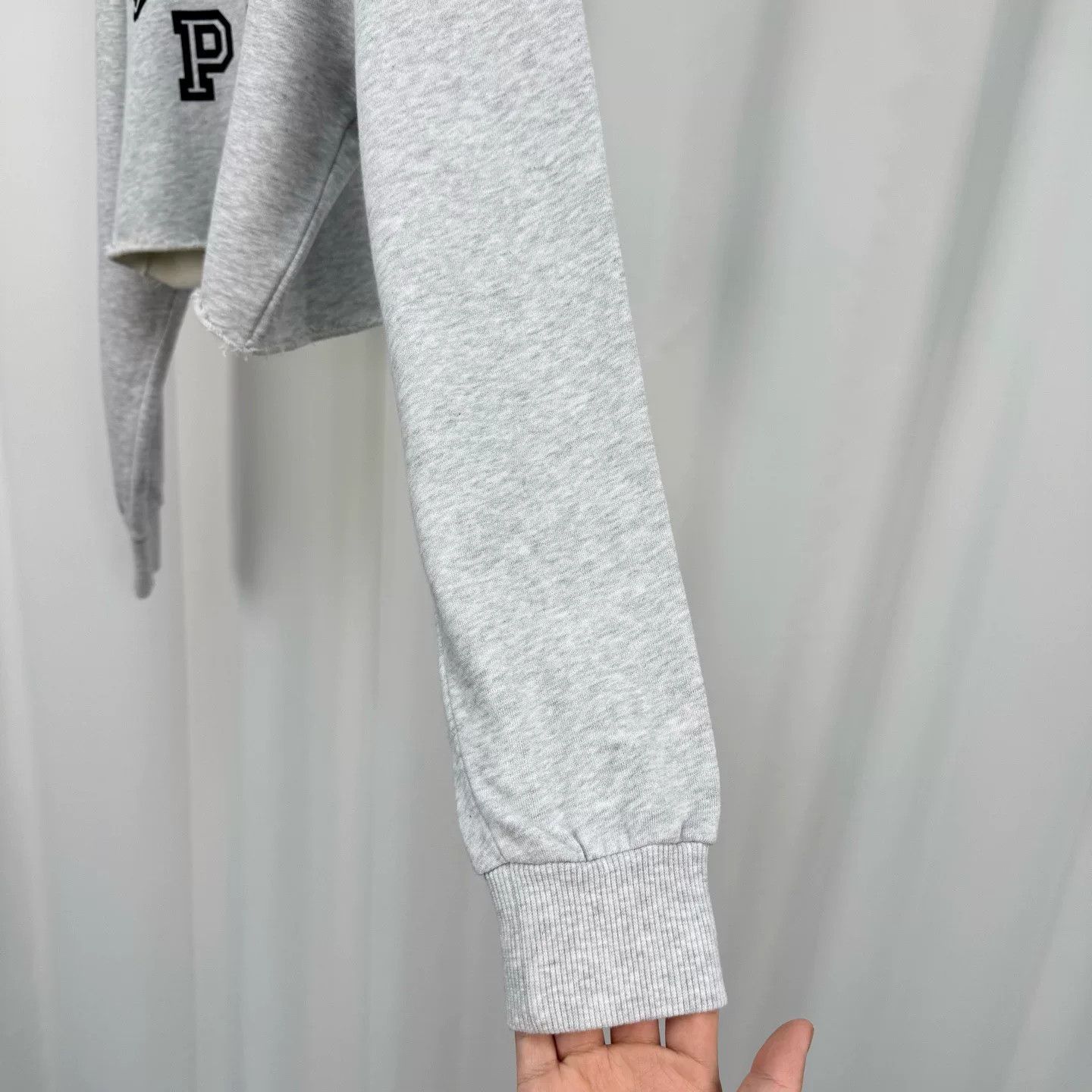 Celine celine short letter print crop sweatshirt Size S / US 4 / IT 40 - 4 Thumbnail
