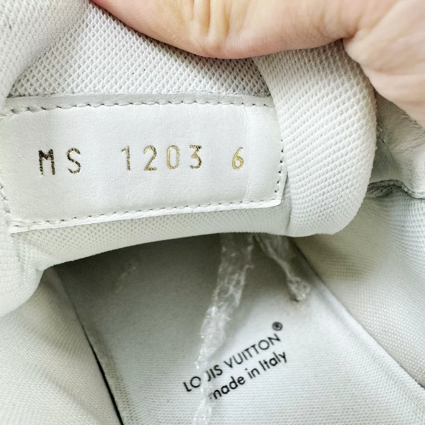 Louis Vuitton louis vuitton black monogram trainer sneakers Size US 6 / EU 39 - 6 Thumbnail