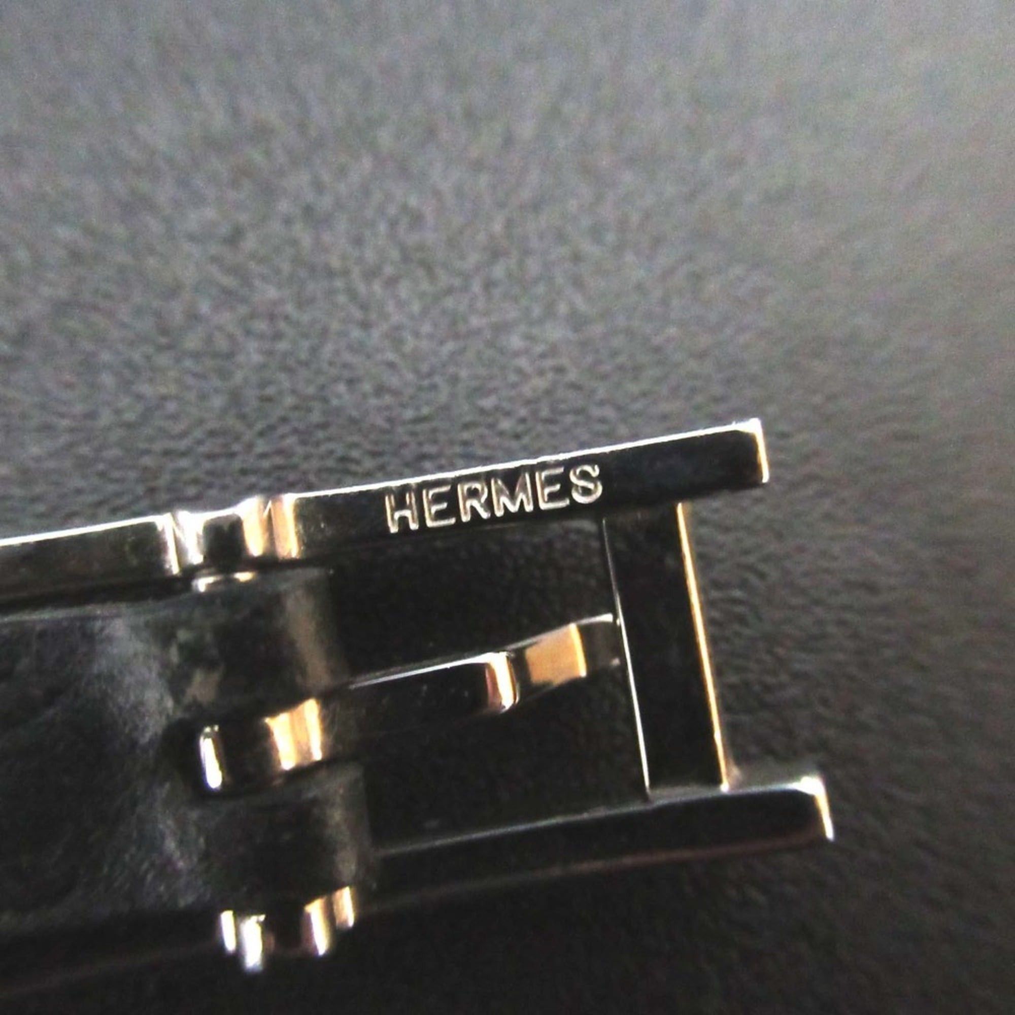 HERMES Hermès □D engraved API 3 long bracelet, black with silver hardware, for men and women
