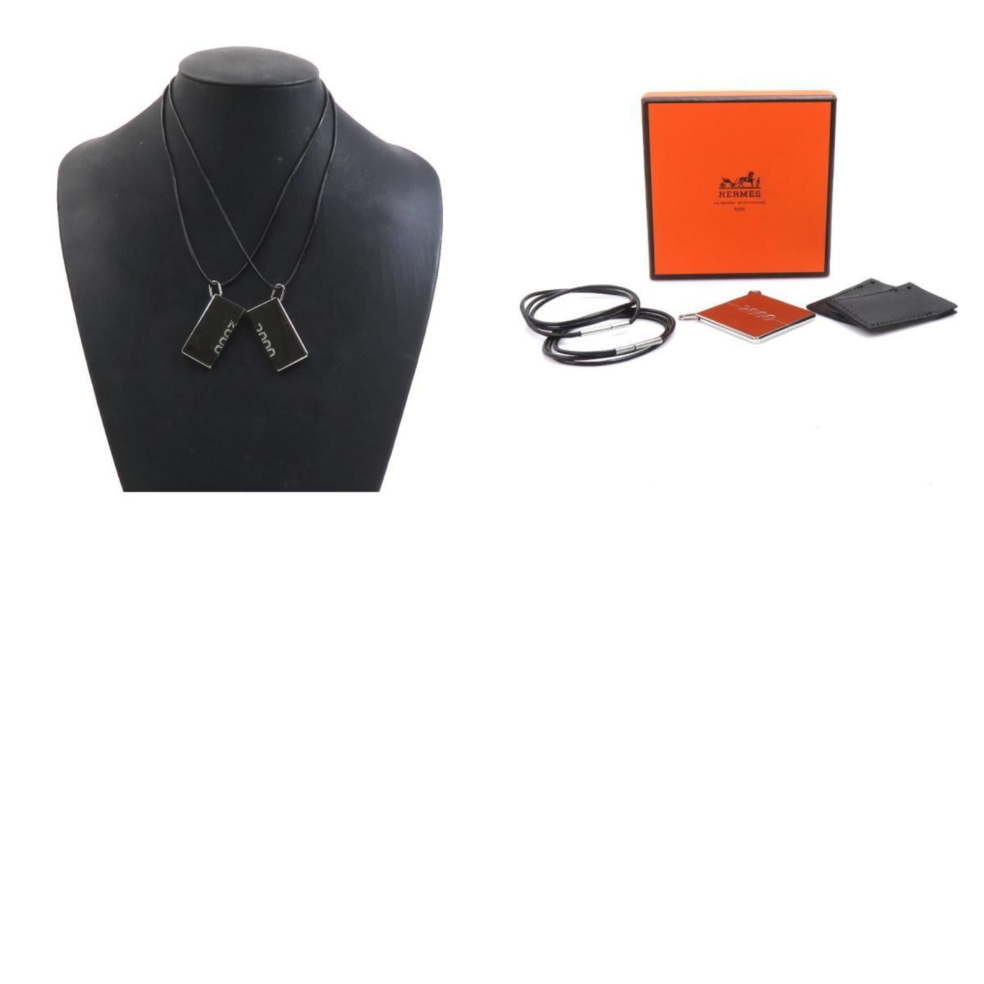 Hermes Hermes Hermès 2000 Pendant Necklace in Leather and Metal, Silver Black, Women's, e61209a Size ONE SIZE - 5 Thumbnail