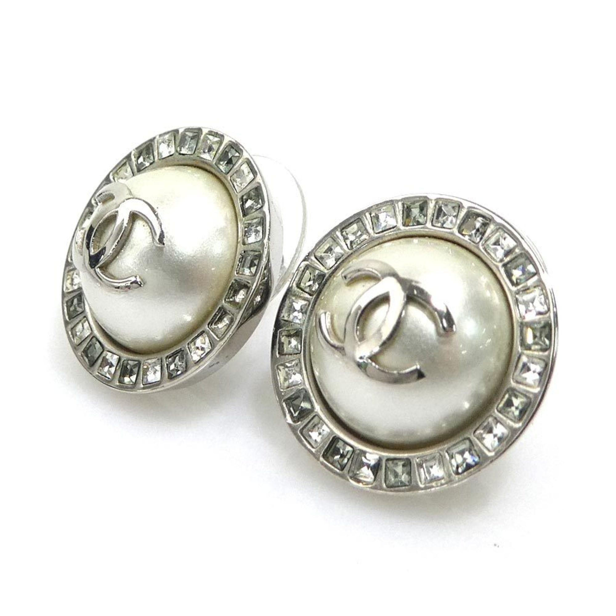Chanel CHANEL Coco Mark Metal/Faux Pearl Earrings, Silver/White, Women's, e61246a Size ONE SIZE - 3 Thumbnail