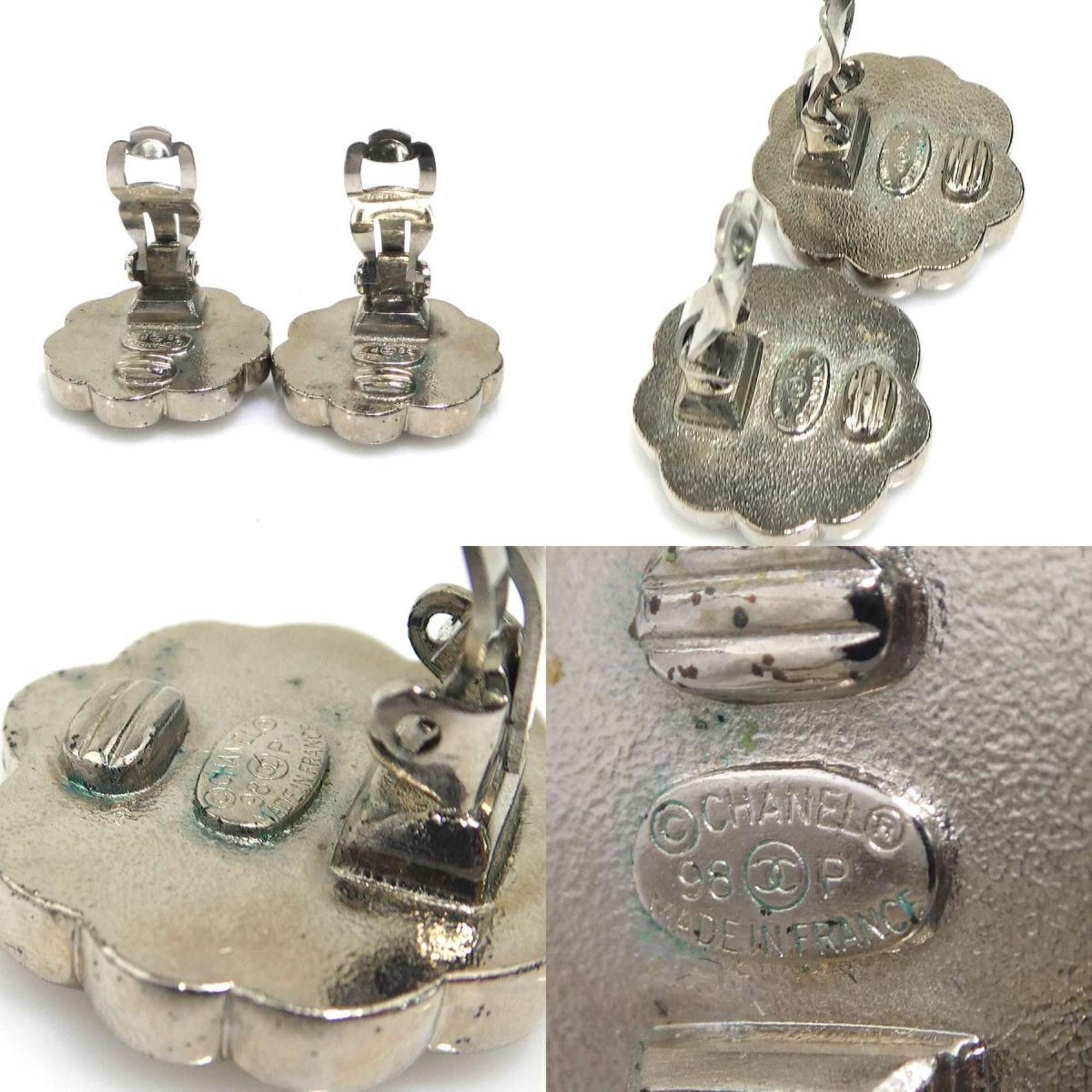 Chanel CHANEL Clover Earrings, Metal/Shell, Silver/White, Women's, e61206a Size ONE SIZE - 5 Thumbnail