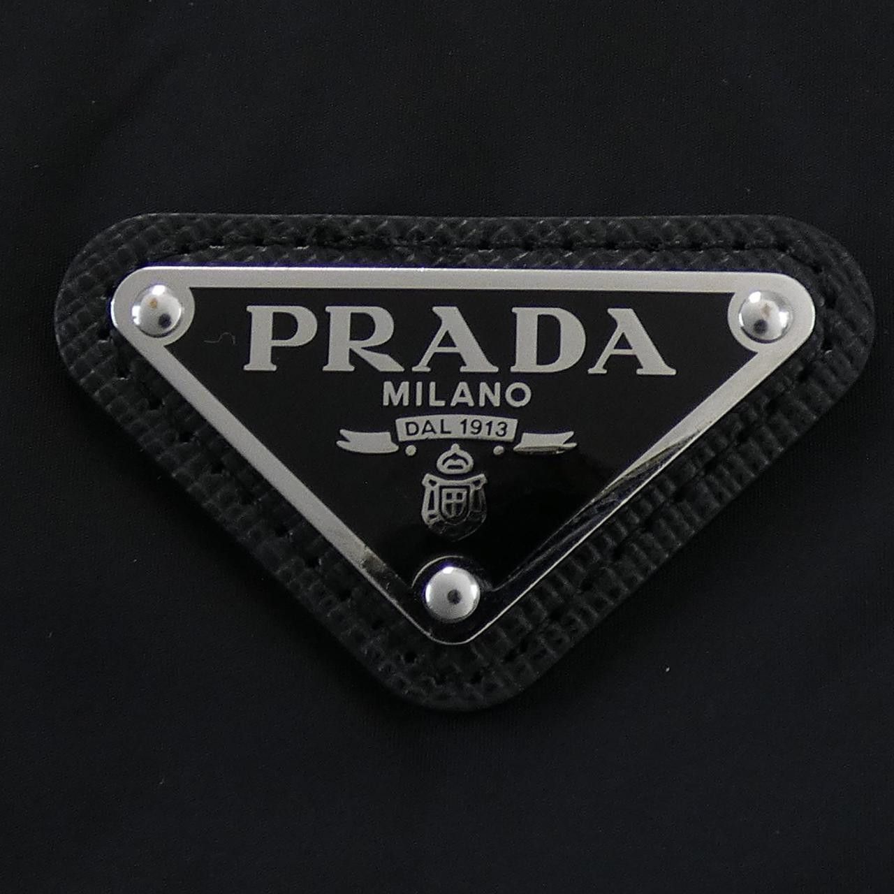 Prada Prada Prada Triangle Logo Re-Nylon Jacket Others Outerwear SGC220 S231 1WQ9 DUTY FREE for USA Size ONE SIZE - 7 Thumbnail