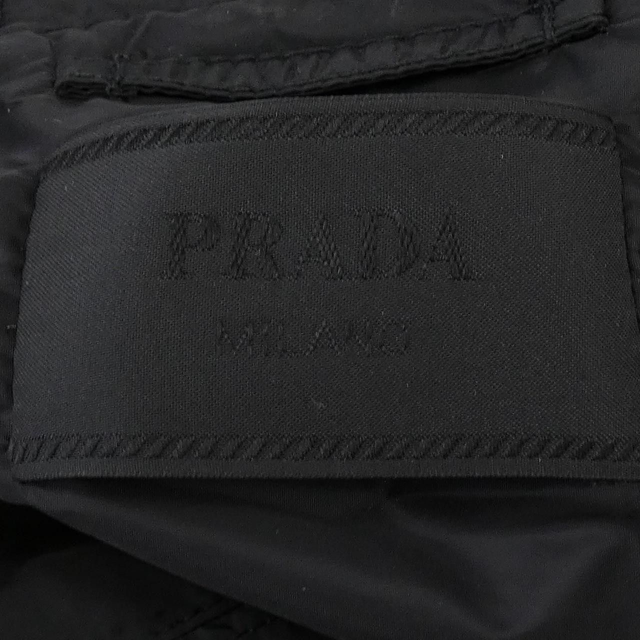 Prada Prada Prada Triangle Logo Re-Nylon Jacket Others Outerwear SGC220 S231 1WQ9 DUTY FREE for USA Size ONE SIZE - 4 Thumbnail