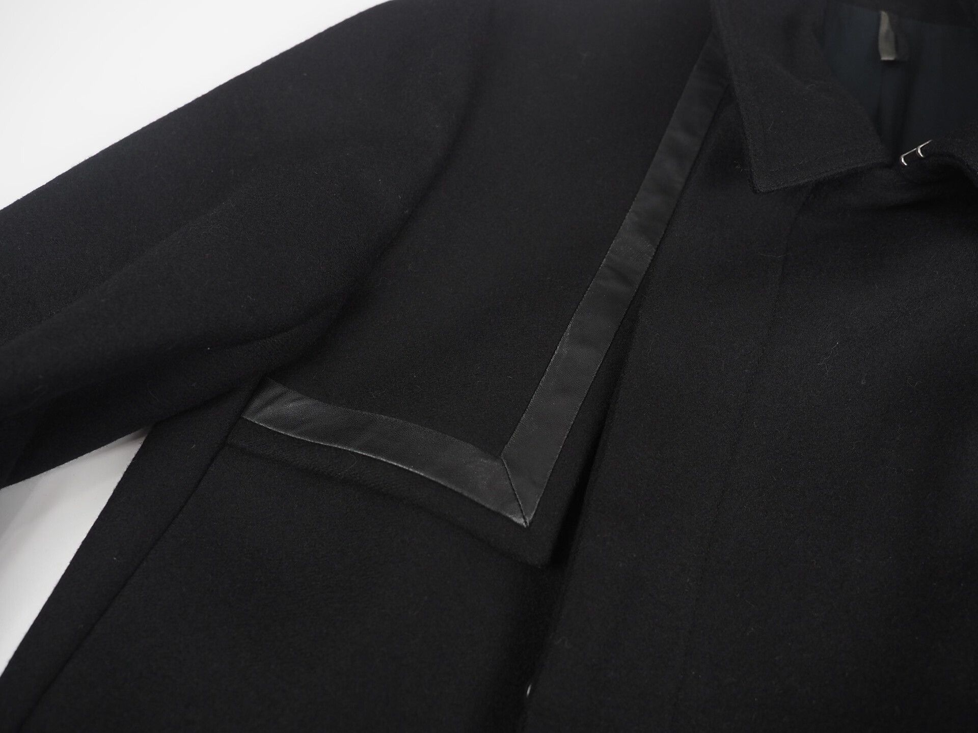 Dior black wool blend coat with leather details Size US L / EU 52-54 / 3 - 7 Thumbnail