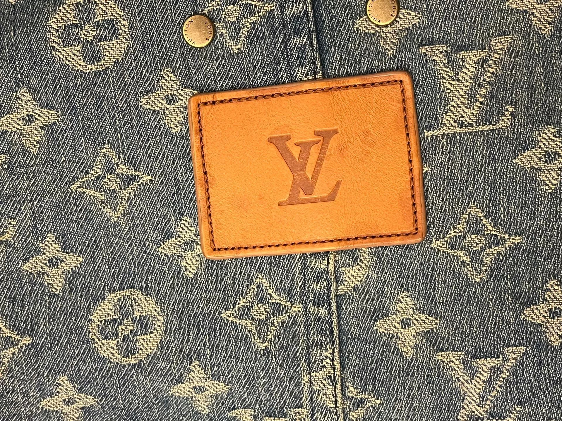 Supreme supreme lv denim jacket with tags Size US L / EU 52-54 / 3 - 5 Thumbnail