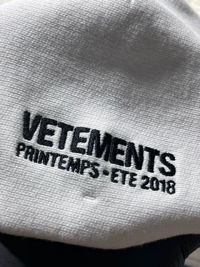 Vetements vetements oversized color-blocked hoodie Size US XS / EU 42 / 0 - 4 Thumbnail